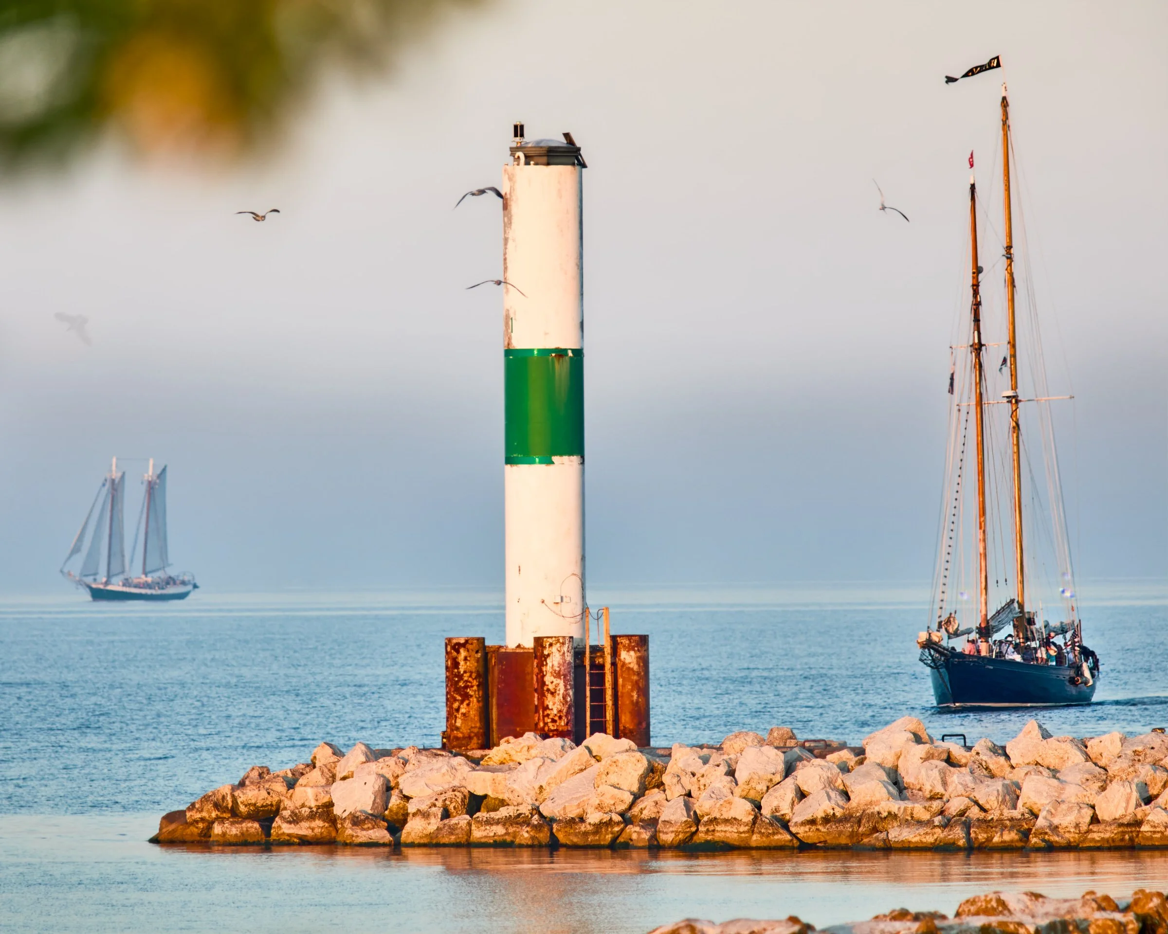 Wisconsin-Ghost Ship-BASE-4-5-LowRes.jpg