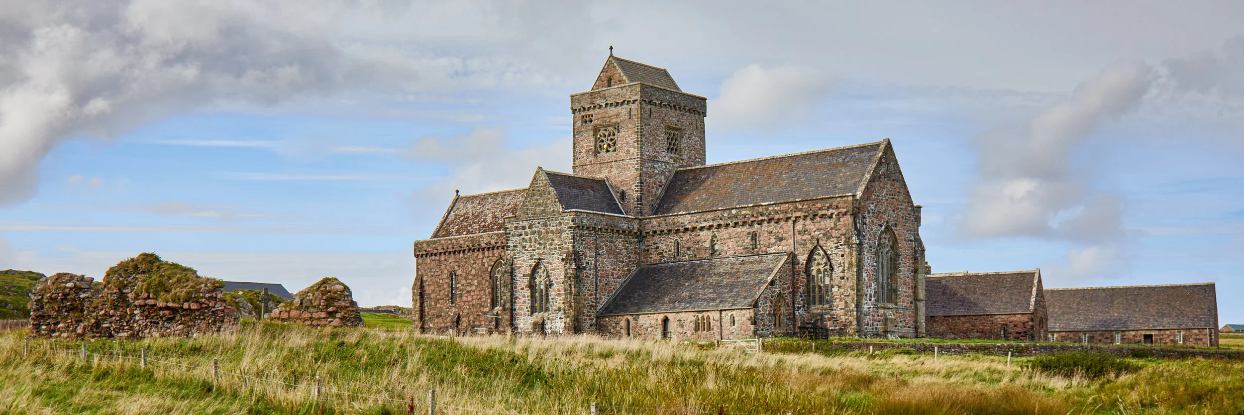 Scotland-Iona Abbey-Pano.jpg