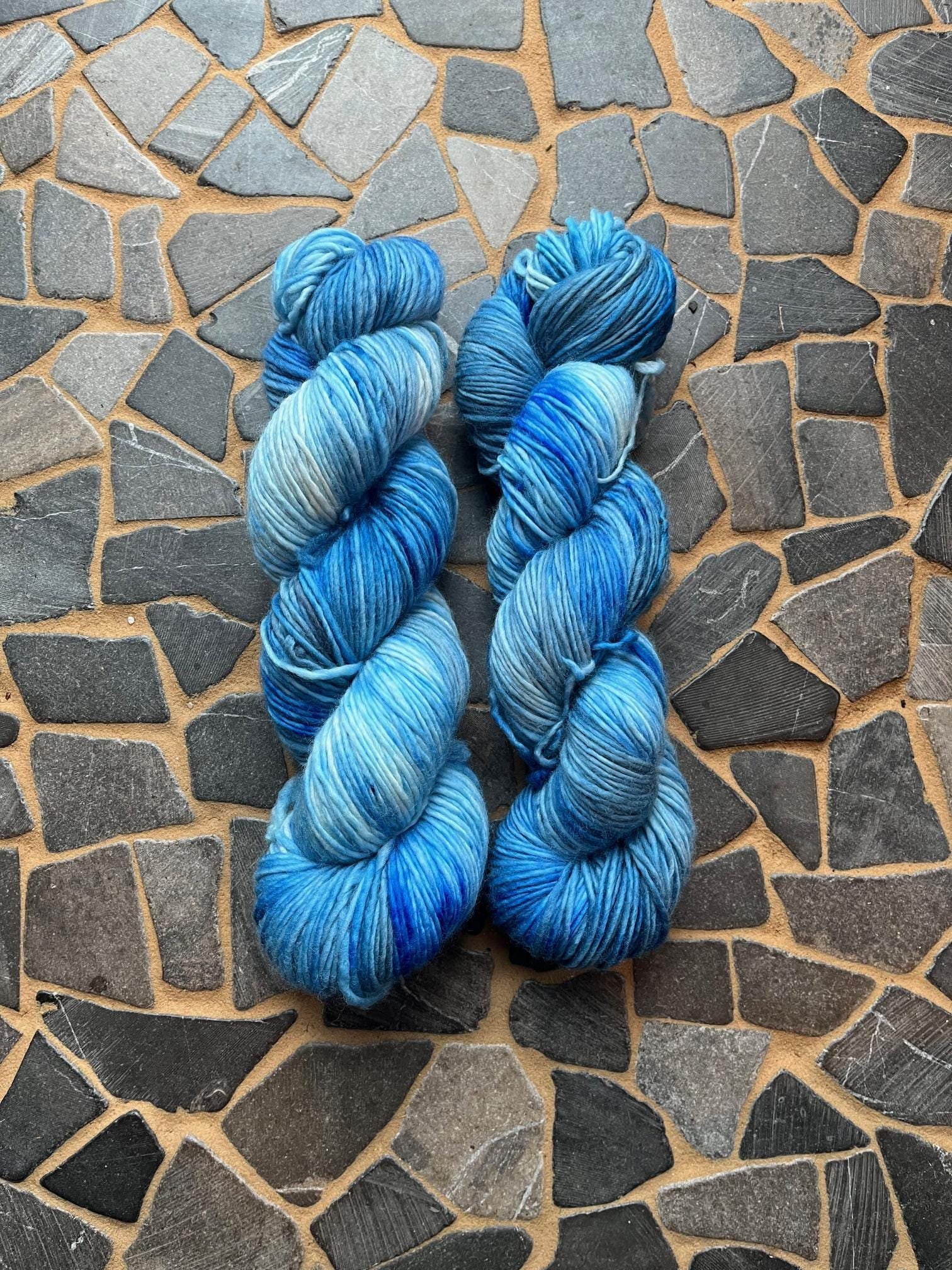 https://i.etsystatic.com/55086916/r/il/f0d4f9/6558607603/il_fullxfull.6558607603_n0ye.jpg