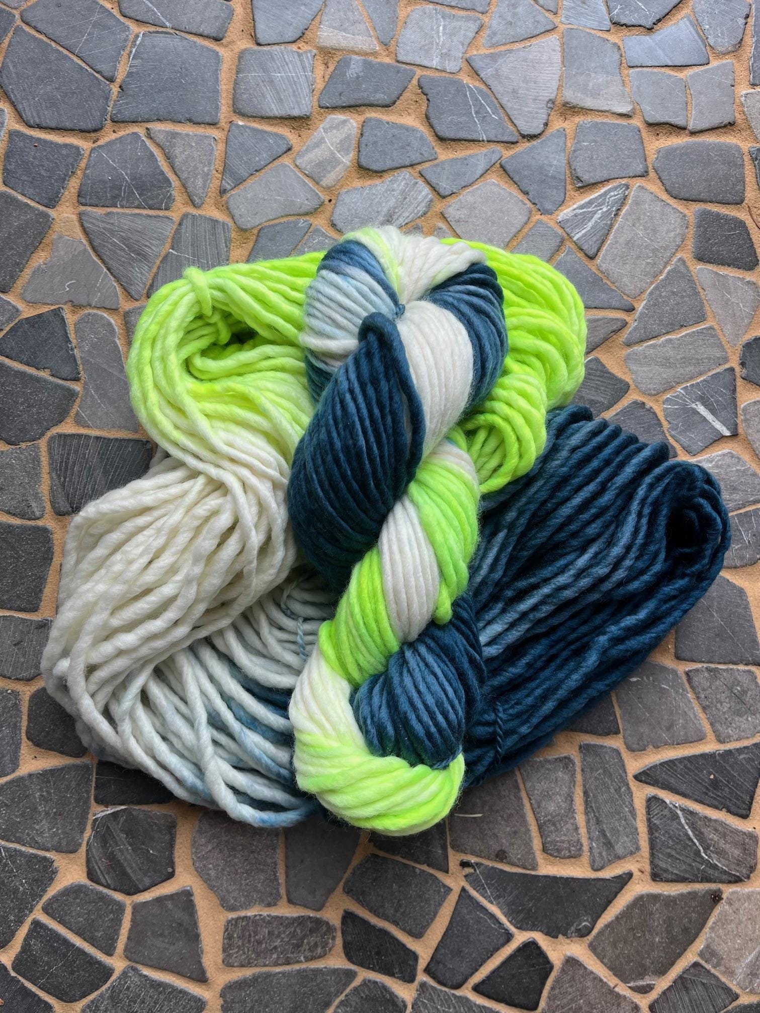 https://i.etsystatic.com/55086916/r/il/67be65/6558621407/il_fullxfull.6558621407_2a9j.jpg
