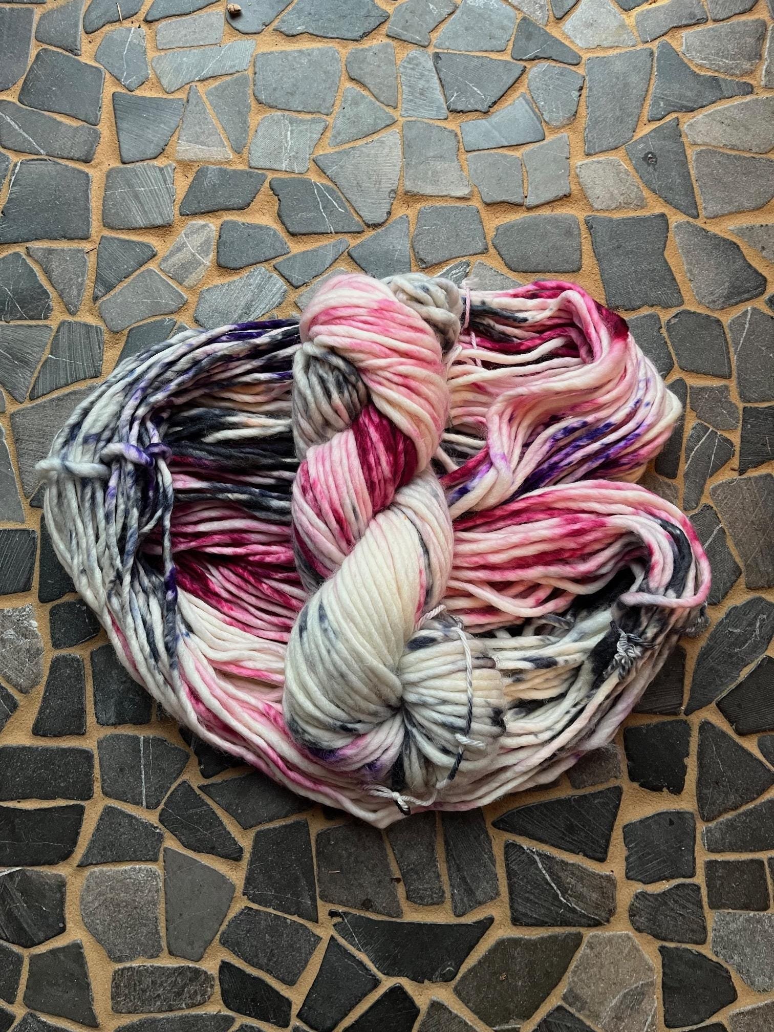 https://i.etsystatic.com/55086916/r/il/d9a622/6502798054/il_fullxfull.6502798054_el0r.jpg