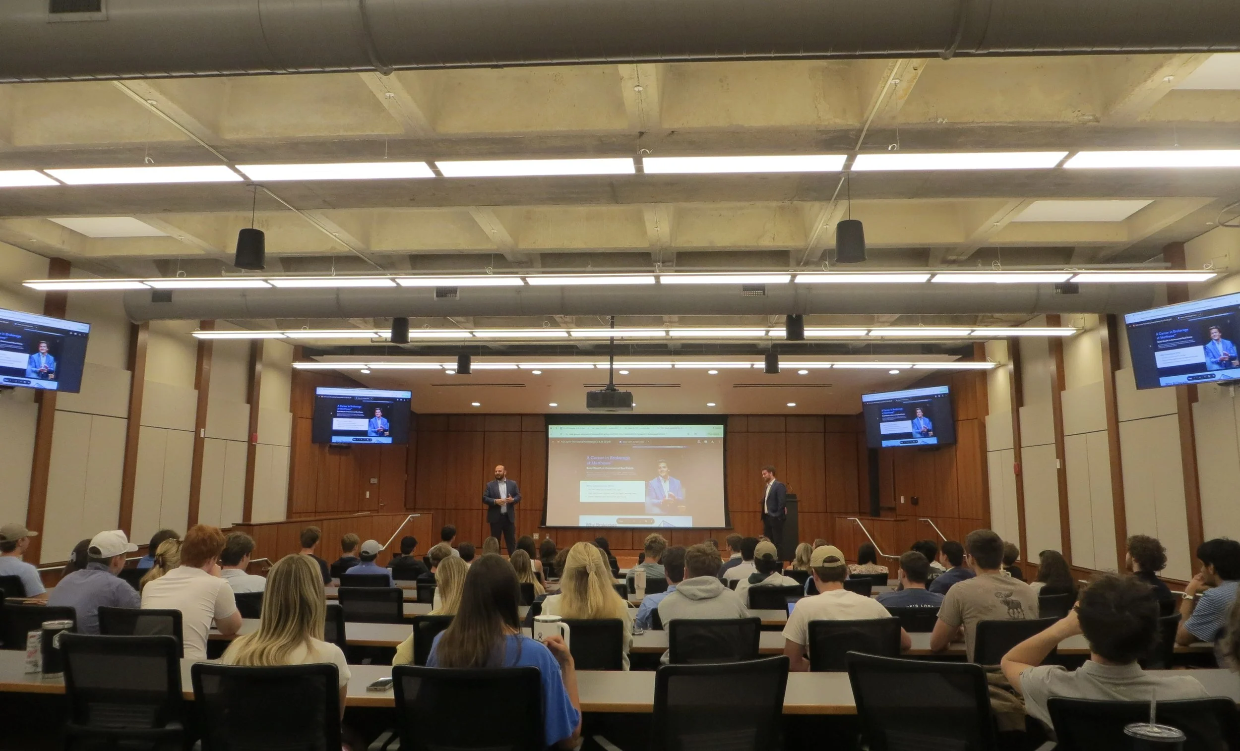 OMFC Hosts Hutt Cooke With SRES