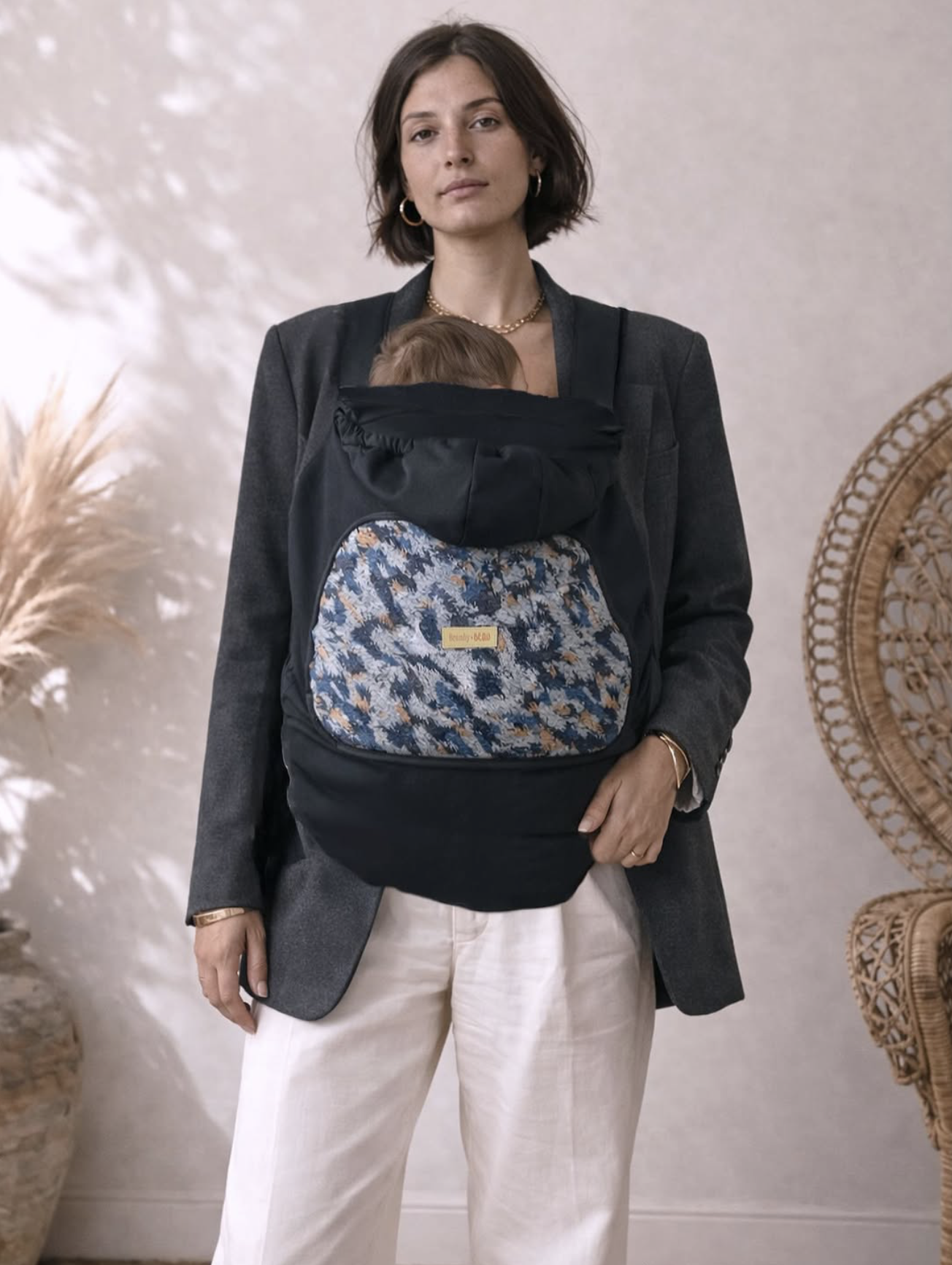 Convertible Marsupial Spring Cozy - Painted Abstract in Raven Black