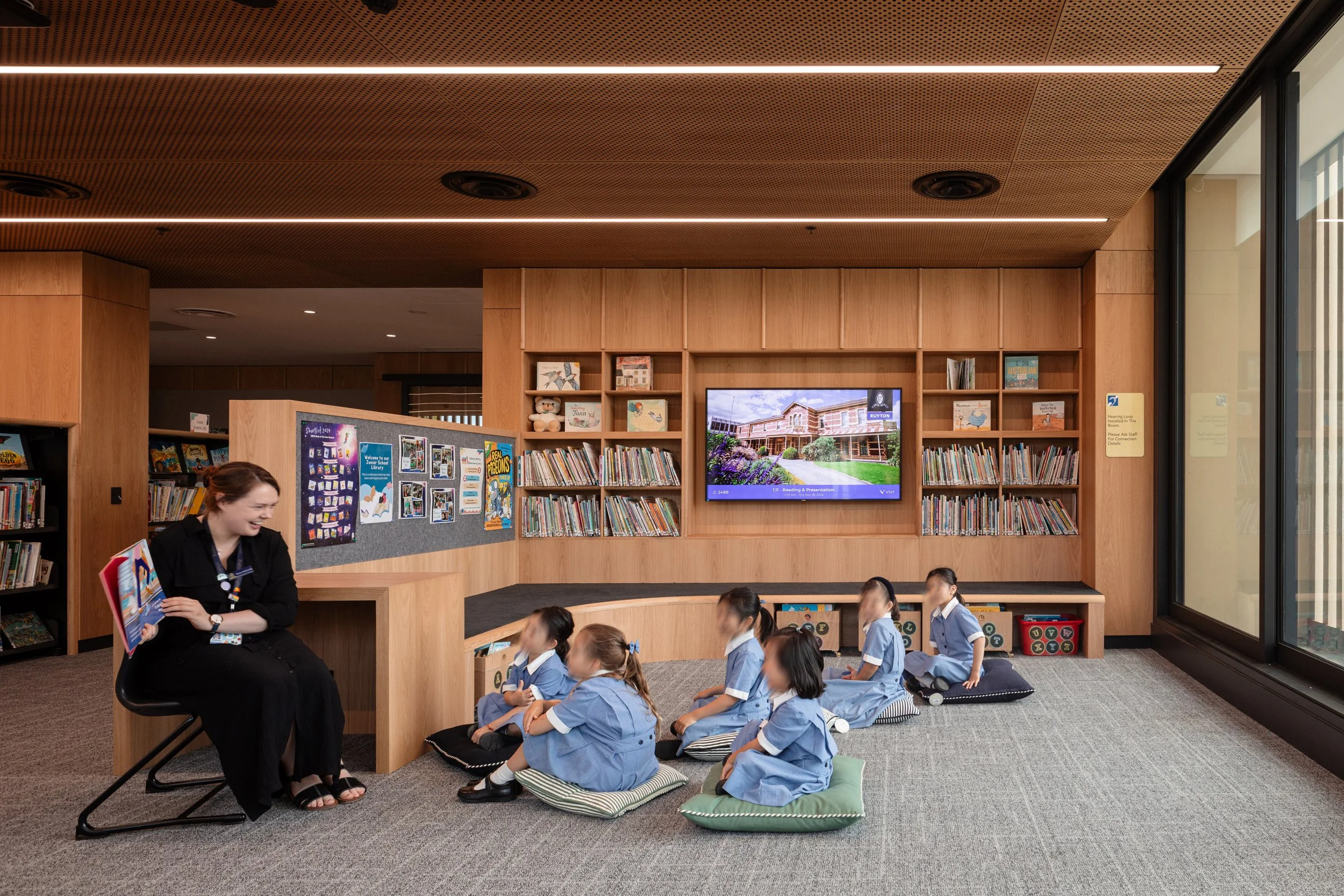 DNA_Edited_m3432b_1986_©Trevor Mein 2024.jpg