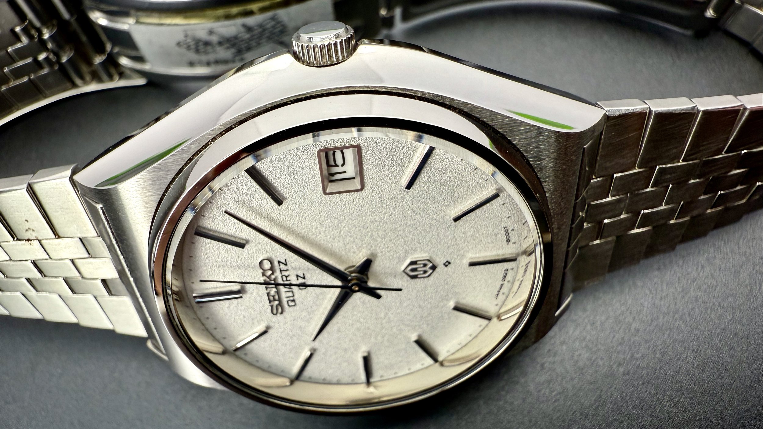Seiko Quartz QZ 0922-8060 (7).jpeg