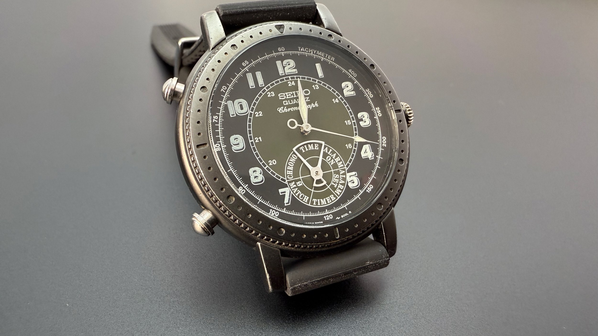 Seiko Quartz Chronograph 8M25-8000 (1).jpeg