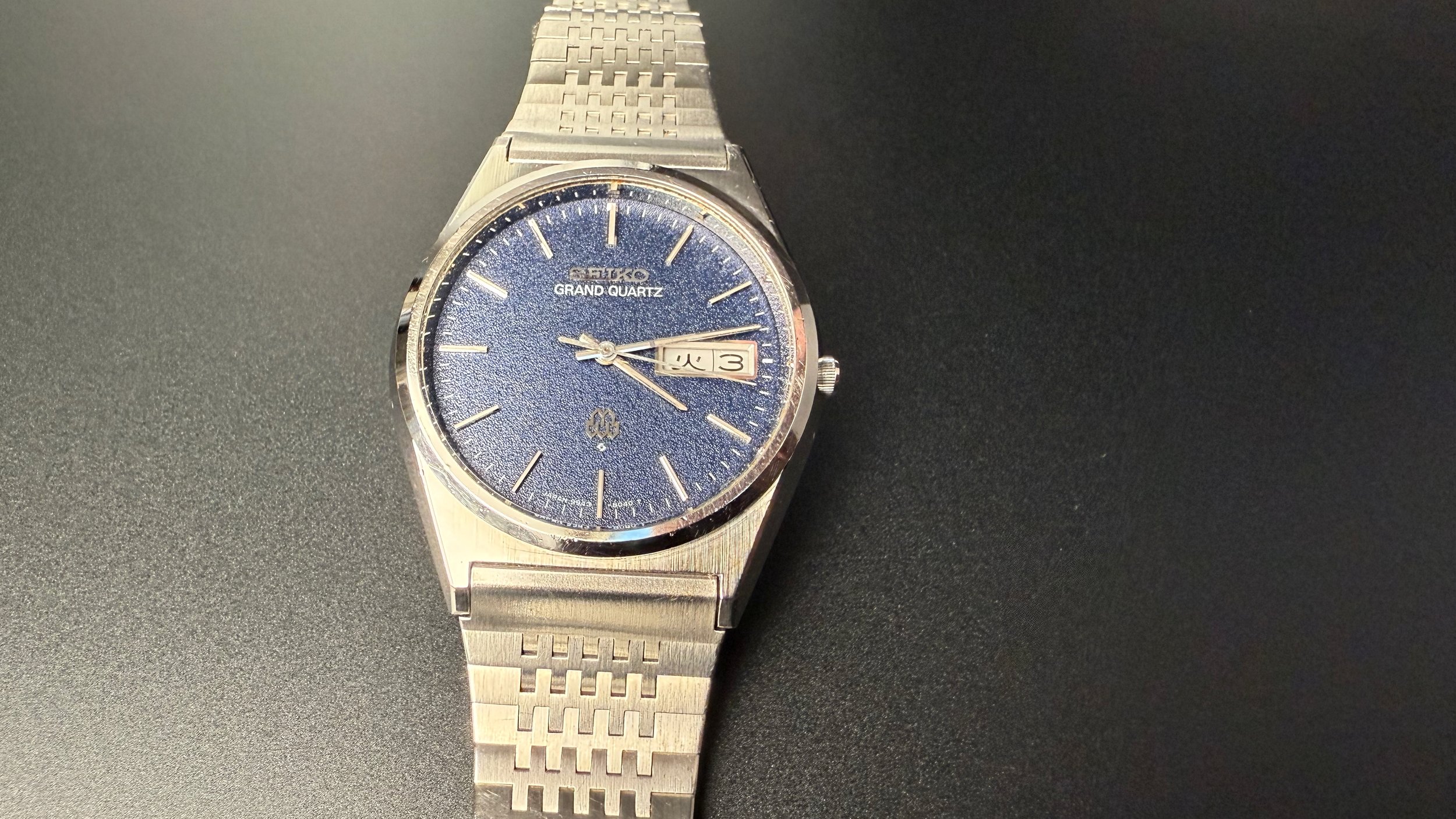 Grand Quartz 9943-8030 Blue.jpeg