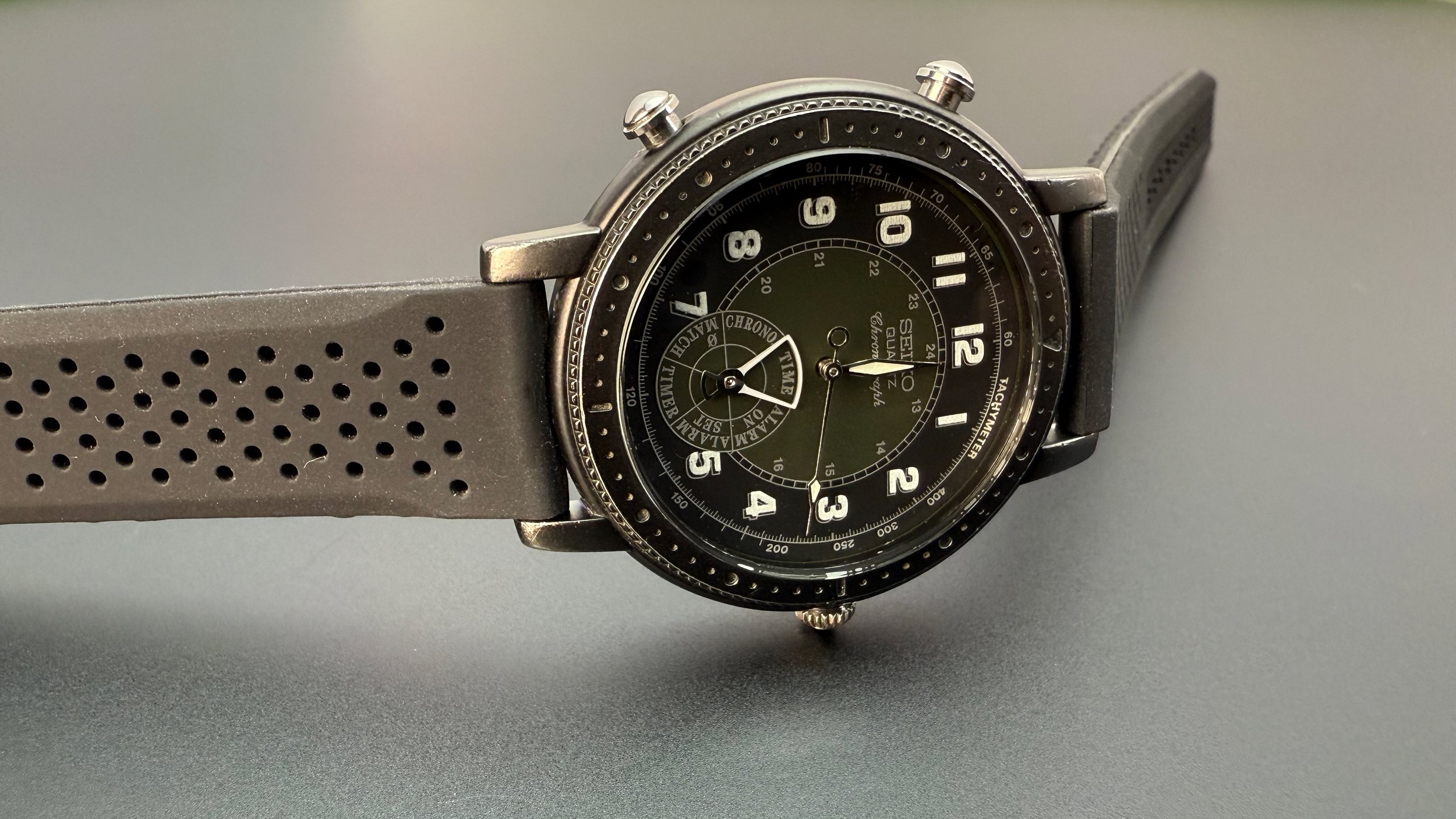 Seiko Quartz Chronograph 8M25-8000.jpeg