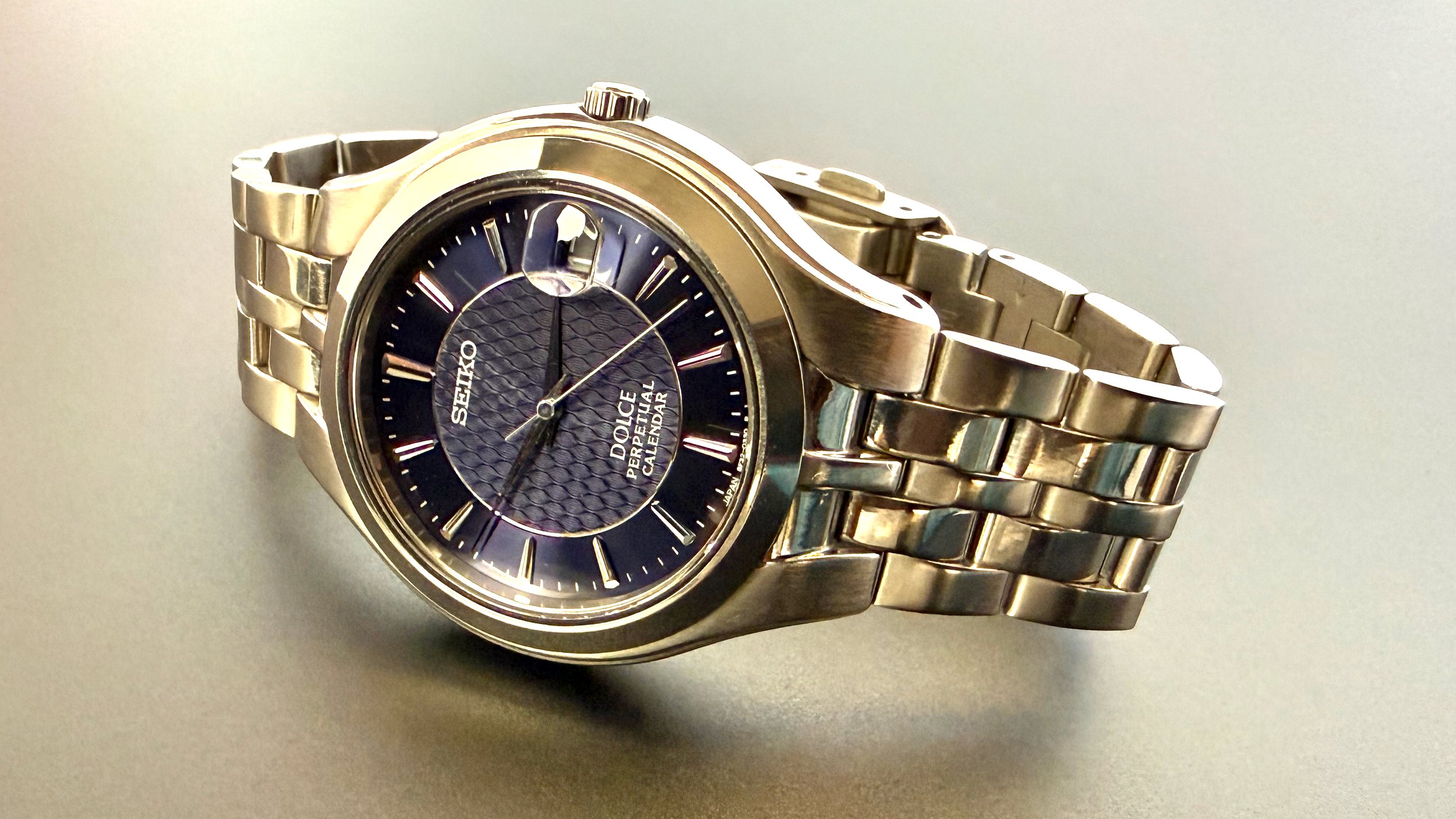 Seiko Dolce 8F32-0260 SACN009 Blue Tatami — VintageSeikos.NL