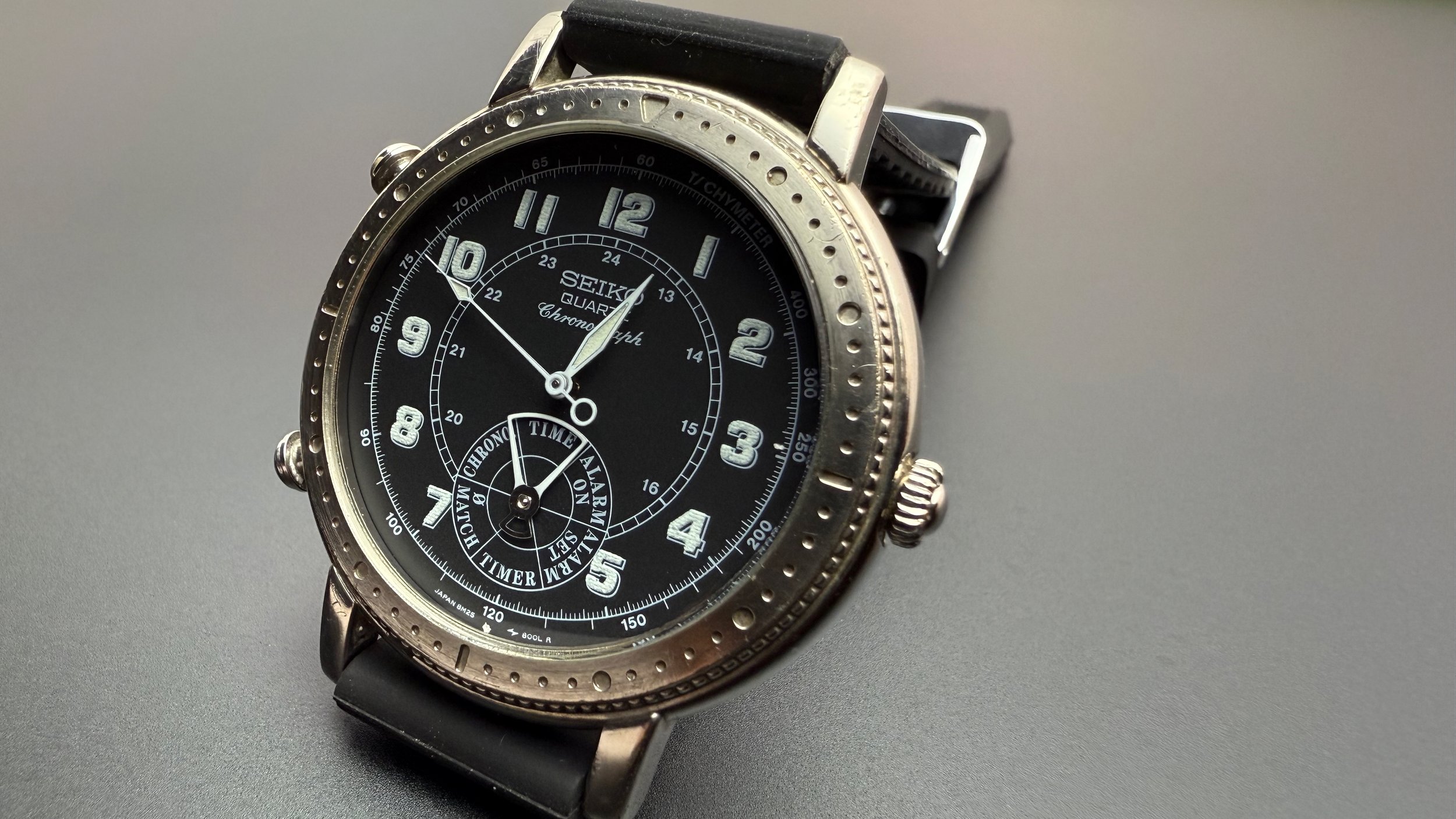 Seiko Quartz Chronograph 8M25-8000 (4).jpeg