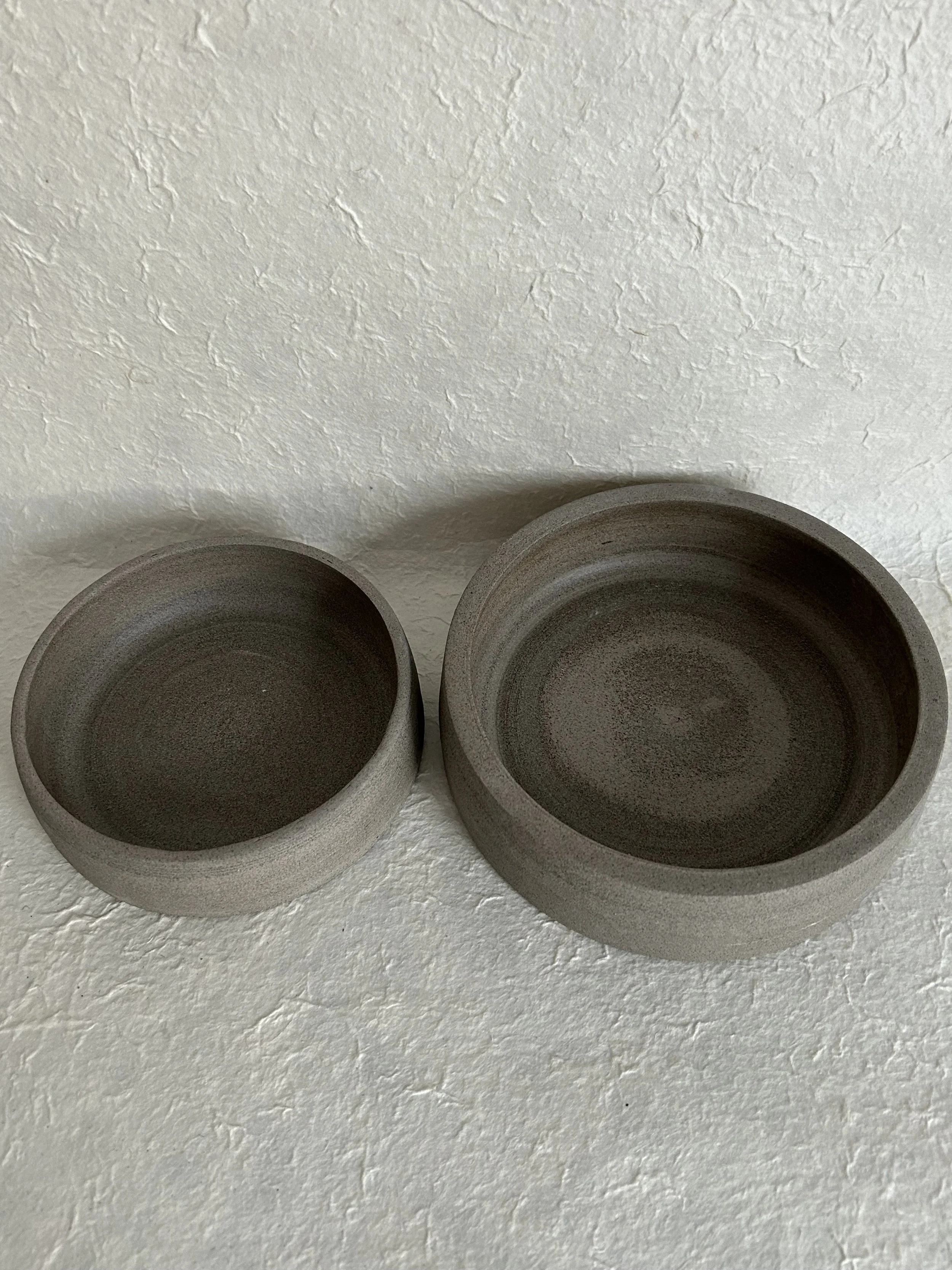 Ciotola in grès per cani – Design artigianale Skovtail