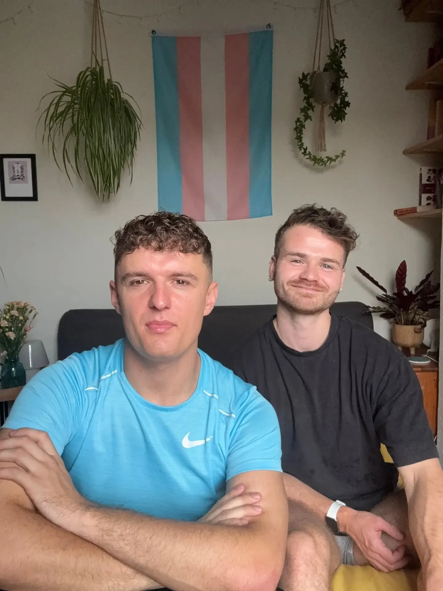 Swipe to remove tops ➡️

New video out now 🥵😈🔥

@jakwhitex &amp; @edftmxx