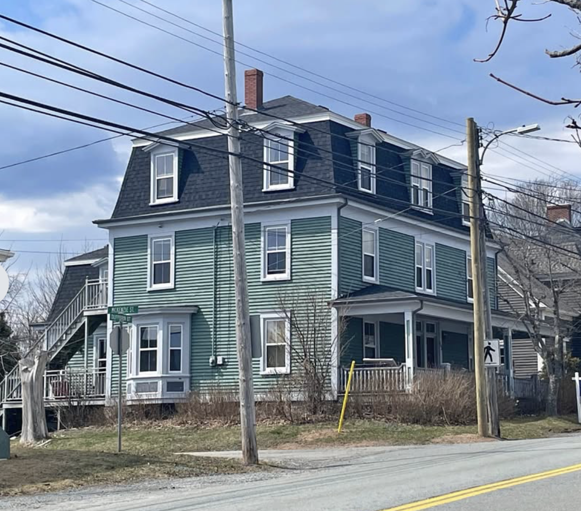 Available NOW!
2 Beds 1.5 Baths - Apartment