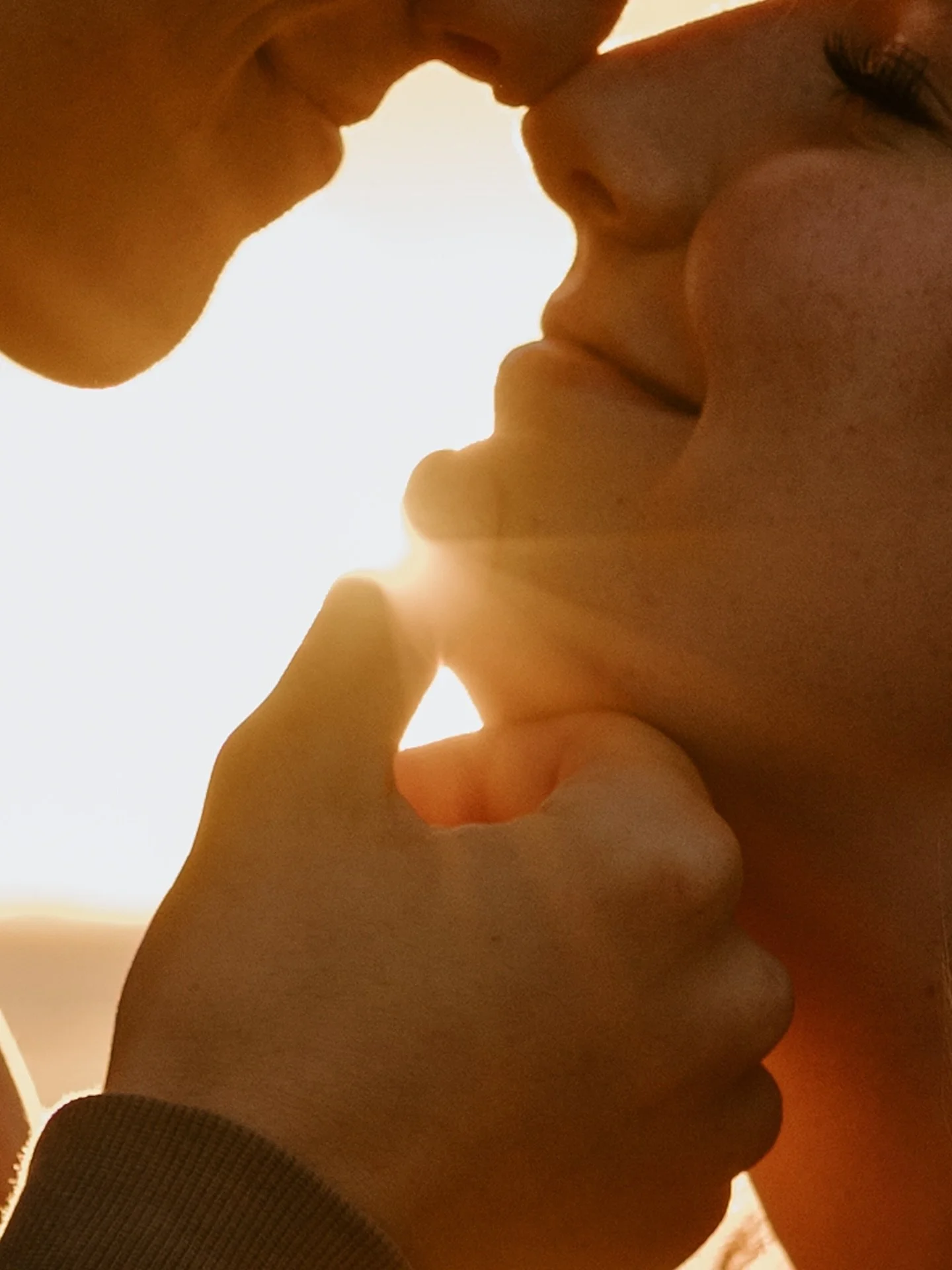 every year as the leaves are changing and the weather gets crispier, i cannot help but look back on my year and be so incredibly grateful for my clients, the place we live and evenings like these. when the sun light hits just right, the fact that we 