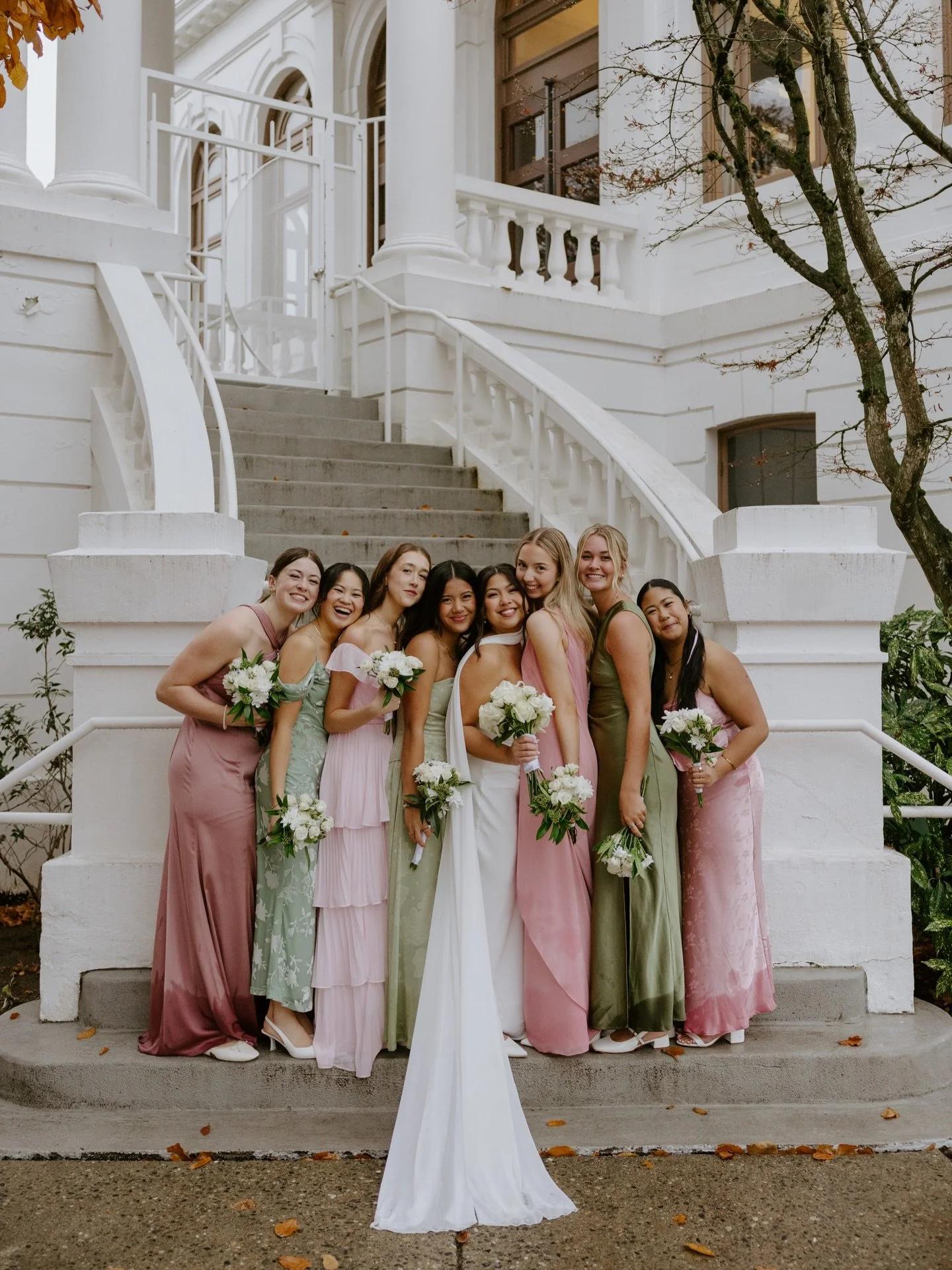 it&rsquo;s always going to be a good day when second shooting for @emmamaephoto 😮&zwj;💨🪩🍾

these two were absolutely sweethearts and obsessed is a understatement.