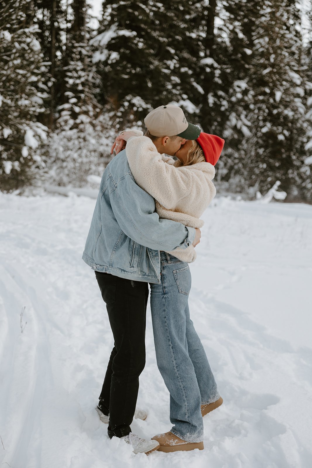 JANESSA-ALICIA-PHOTOGRAPHY-ENGAGEMENT-4894.jpg