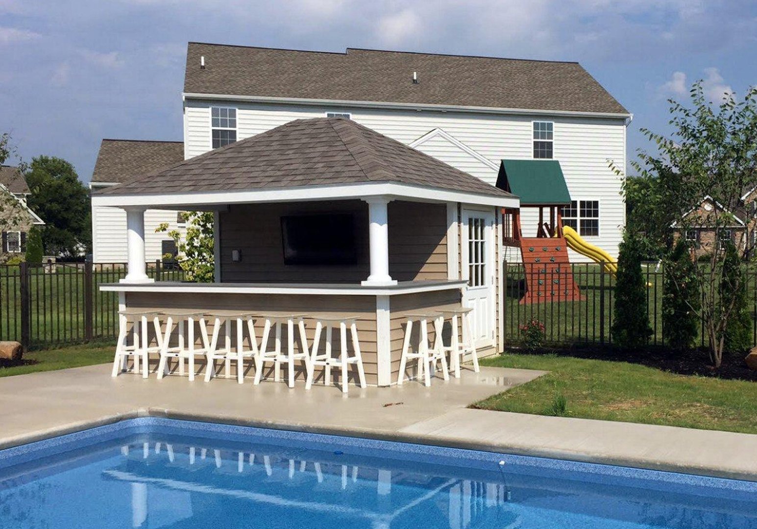 Homestead-structures-siesta-poolside-bar-001.jpg