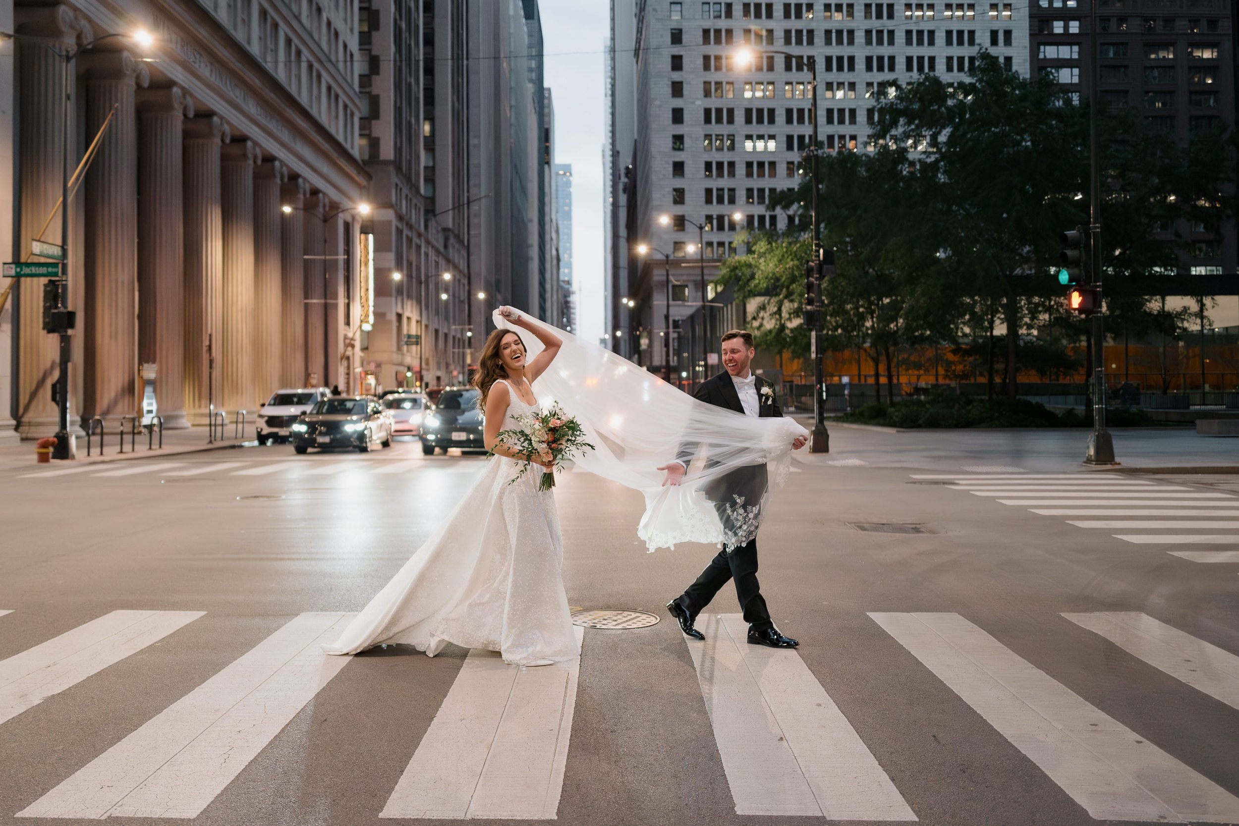 Bride and groom in downtown Chicago 