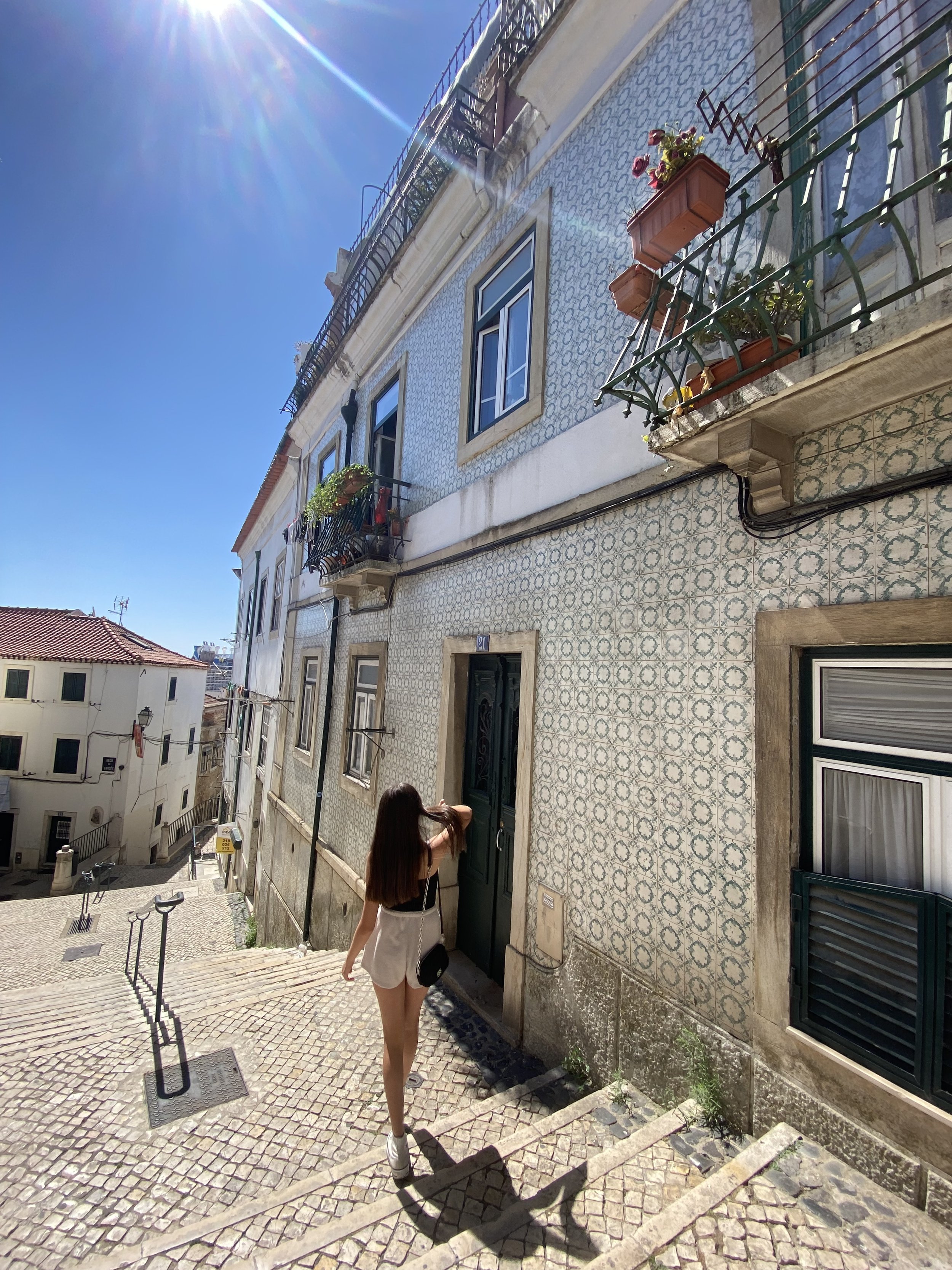 Bomvento Portugal es una empresa familiar que brinda servicios de viajes y asesorías de familia a familia para hacer de Portugal tu hogar por días, meses, años o para toda la vida. Viaja a Portugal.