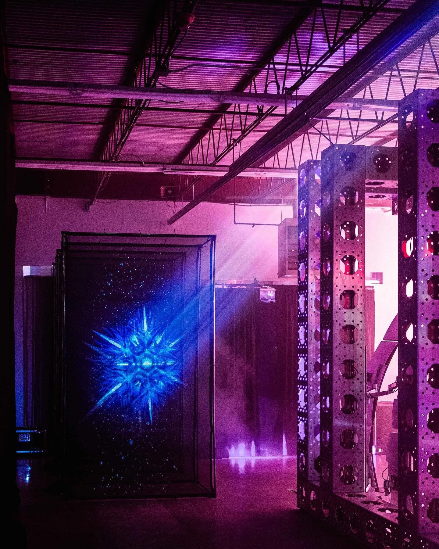 While we get ready to reveal our next MetaCaustics project, we wanted to share these stellar images of Celestial Frost that give a better sense of the space it lived in during the Illumaverse. 

The @dadalab.io venue is a potent canvas for a variety 