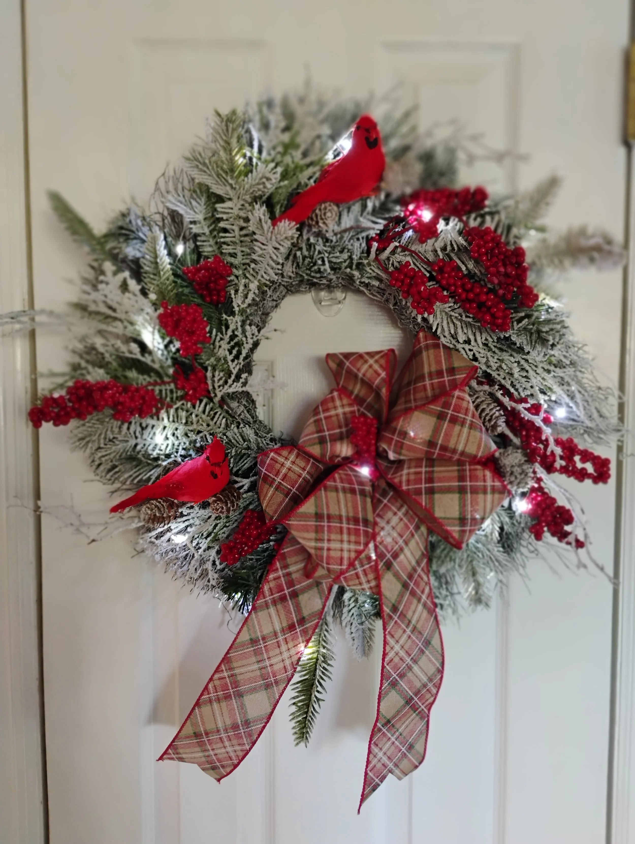 cardinal christmas wreath