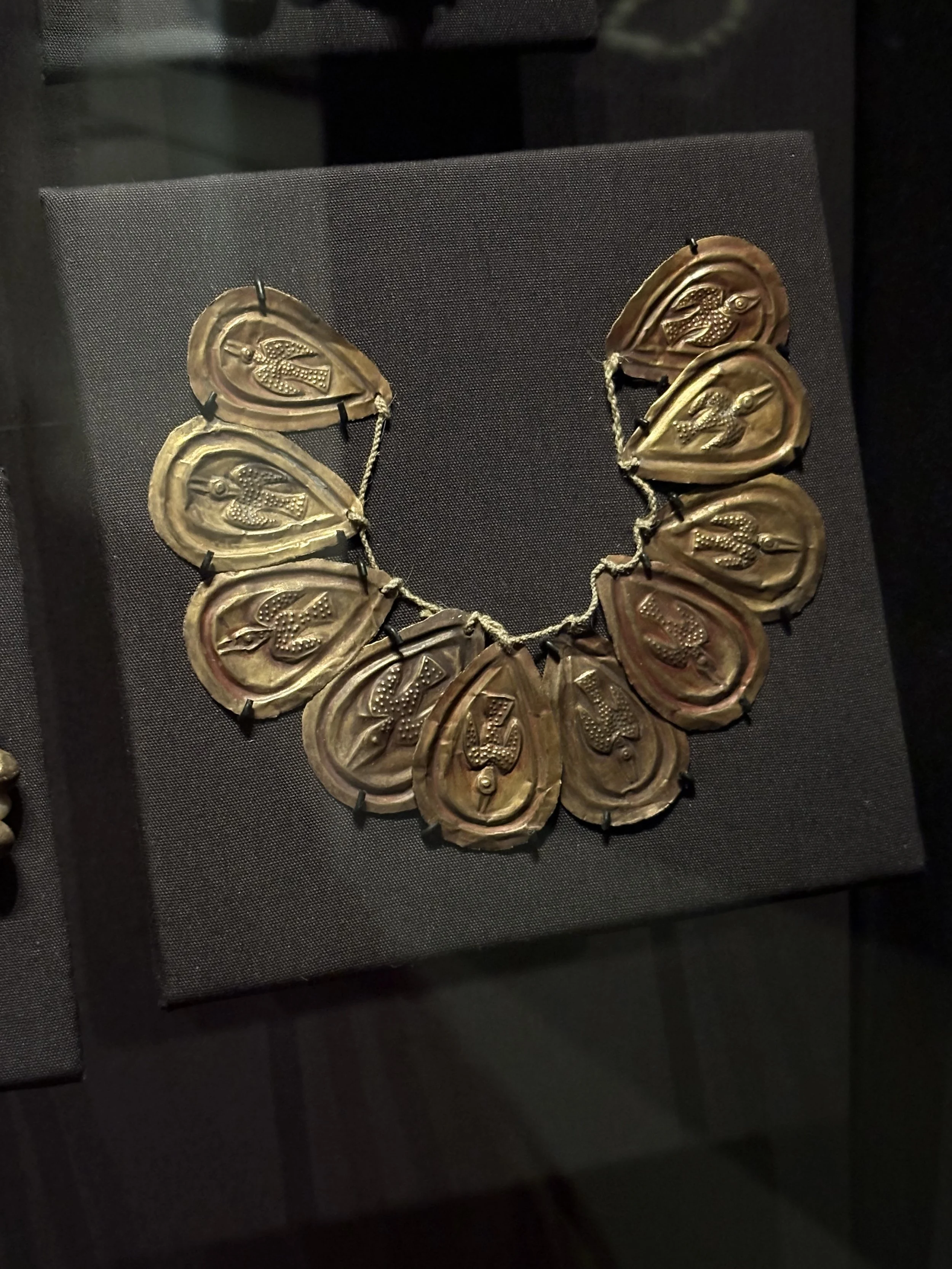 gold necklace indian jewelry hand made ancient messing