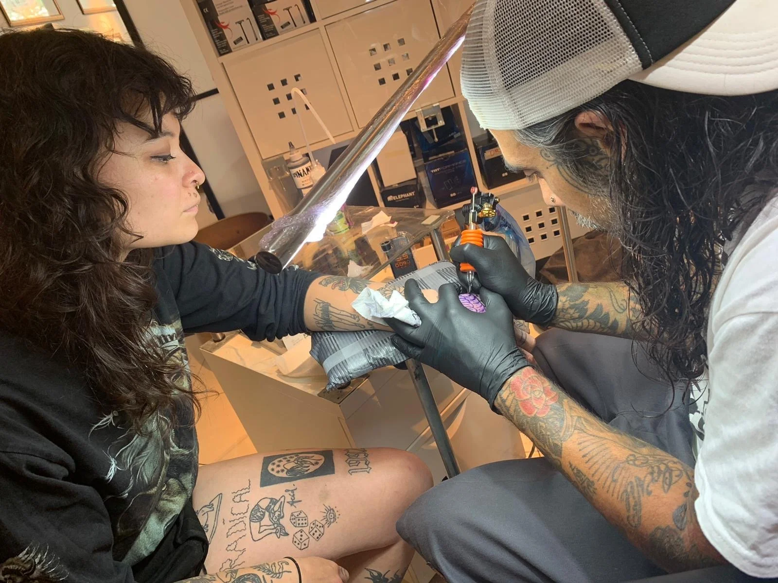apprenticeship handtattoo indian inspired Mehndi inspired ornamental tattoo amsterdam apprenticeship