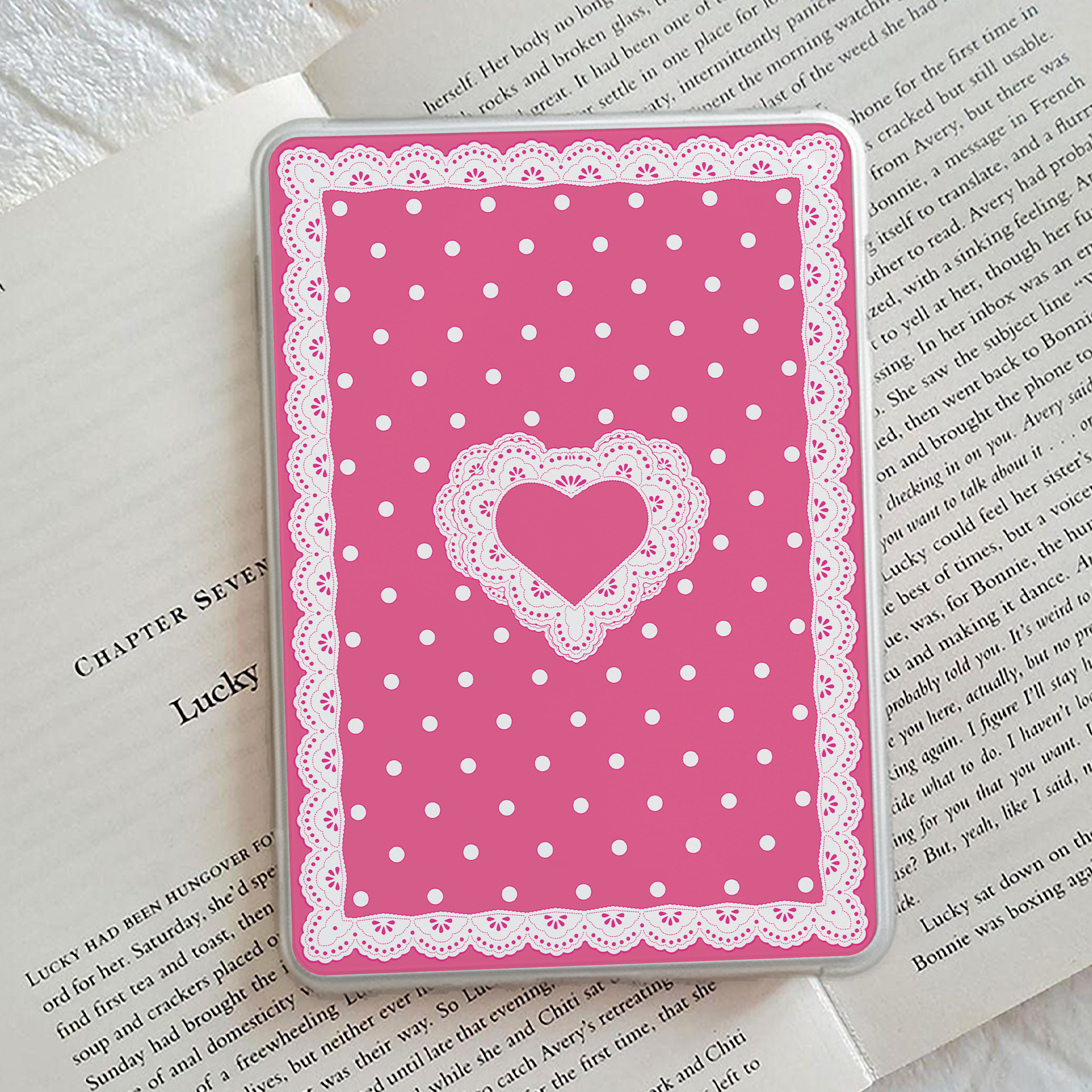 Polka Dots with Lace Border Kindle Case Insert