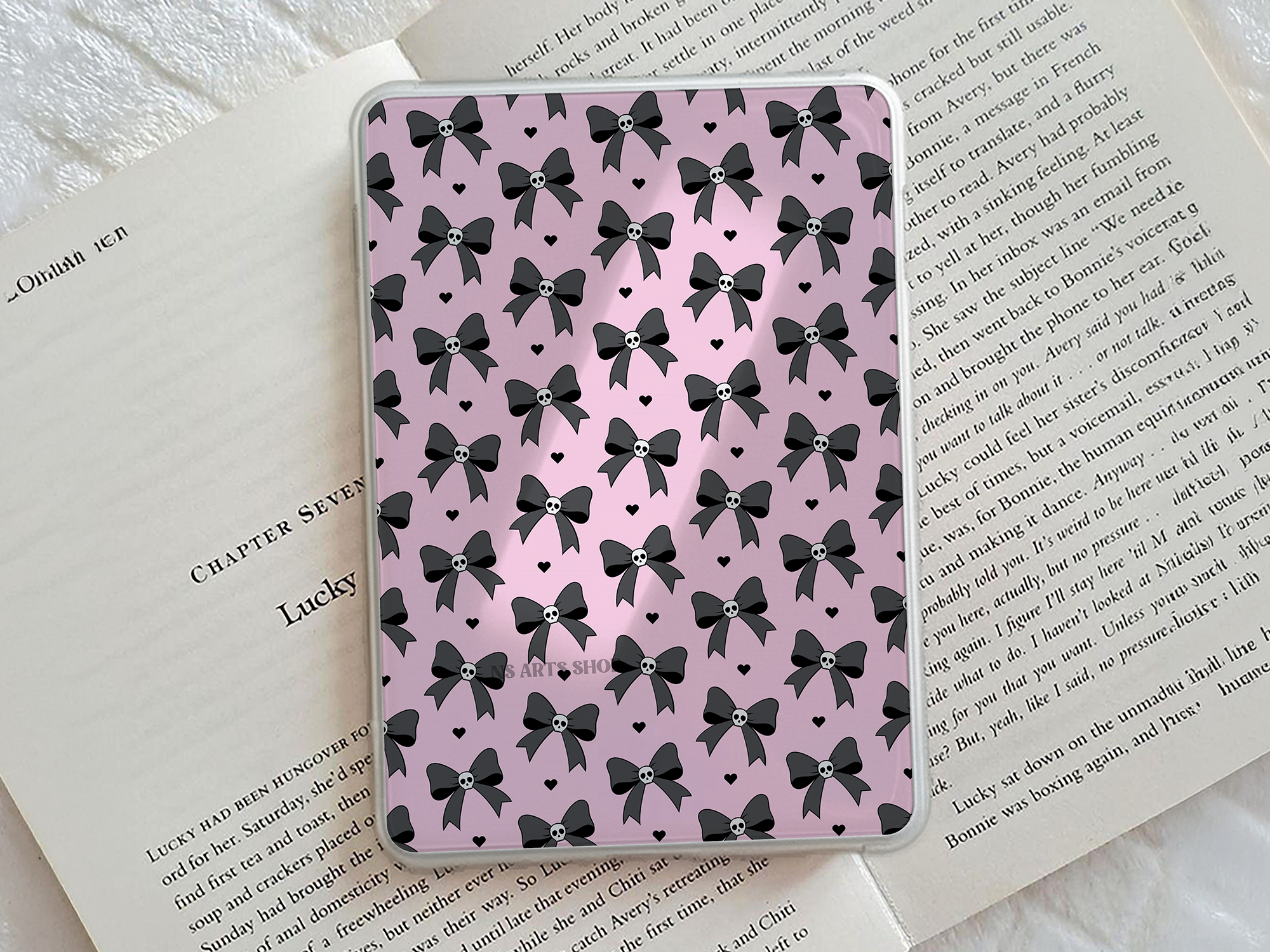 spooky-halloween-kindle-svg-file.png