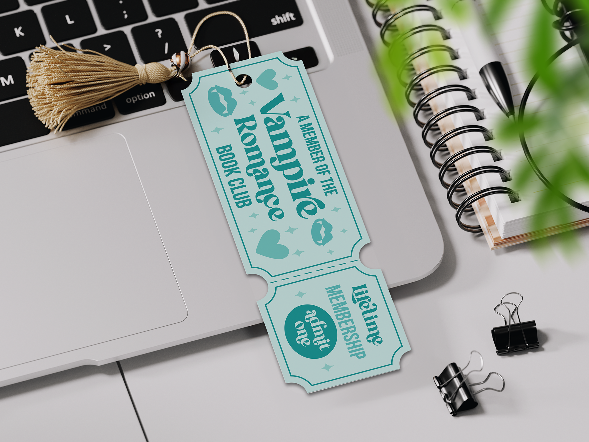 vampire-romance-svg-bookmark.png