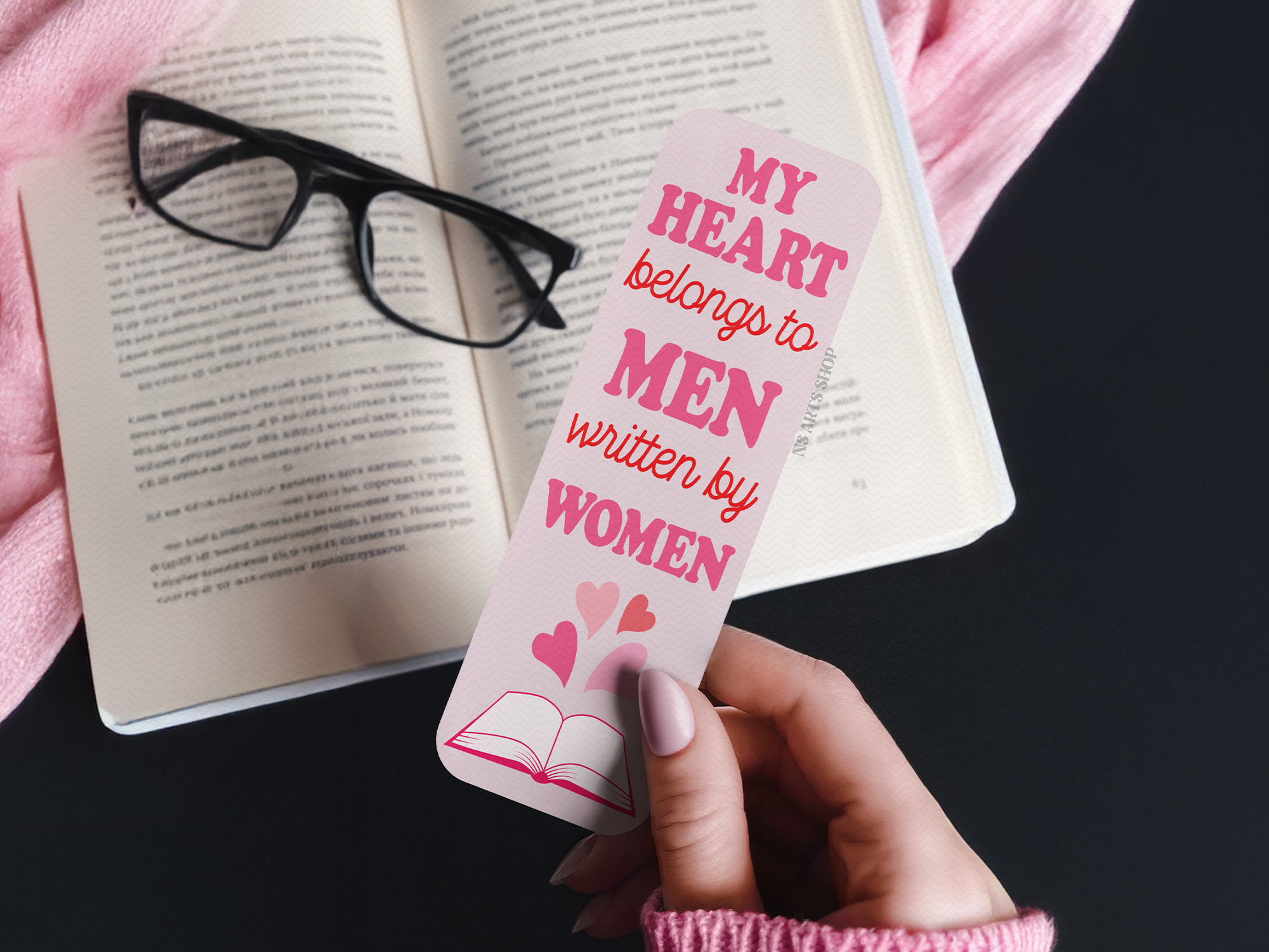 smutty-bookmark-svg.png