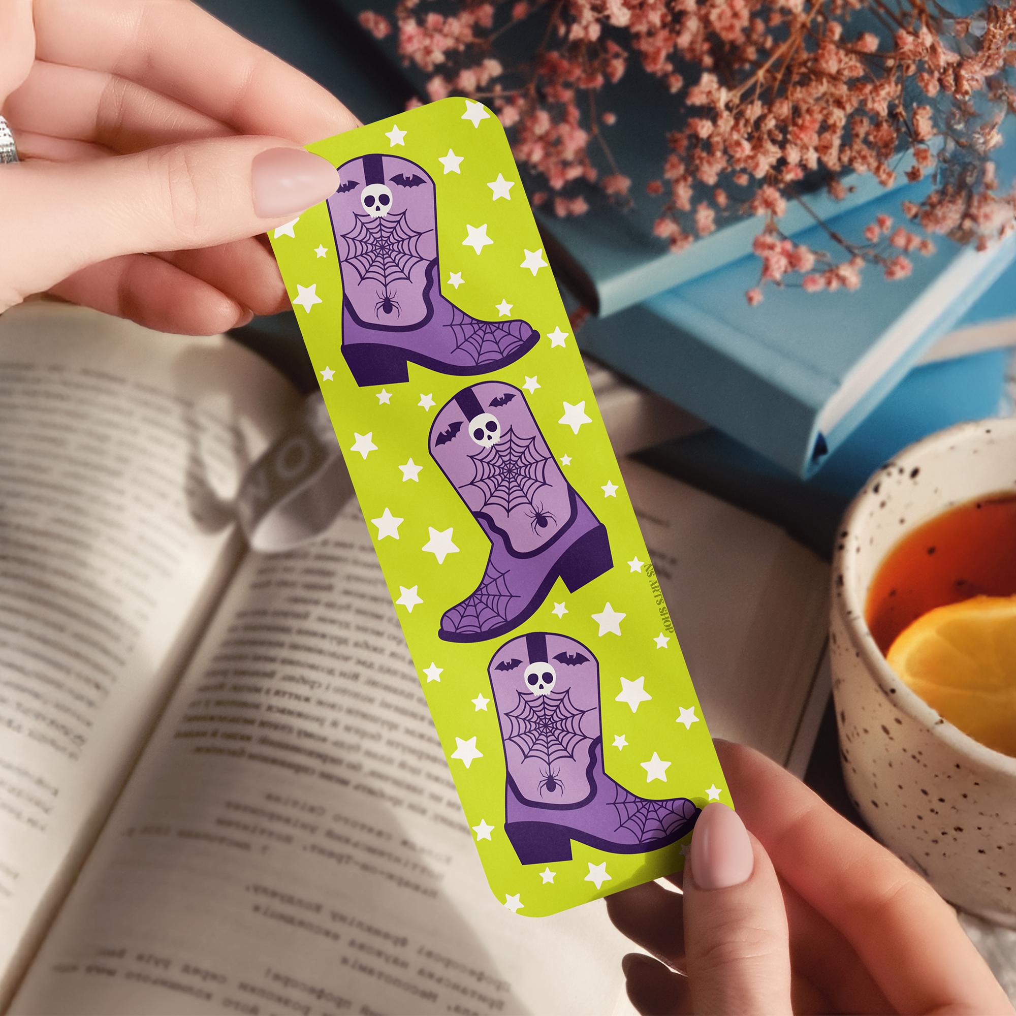 halloween-cowboy-boots-svg-png-bookmark.png