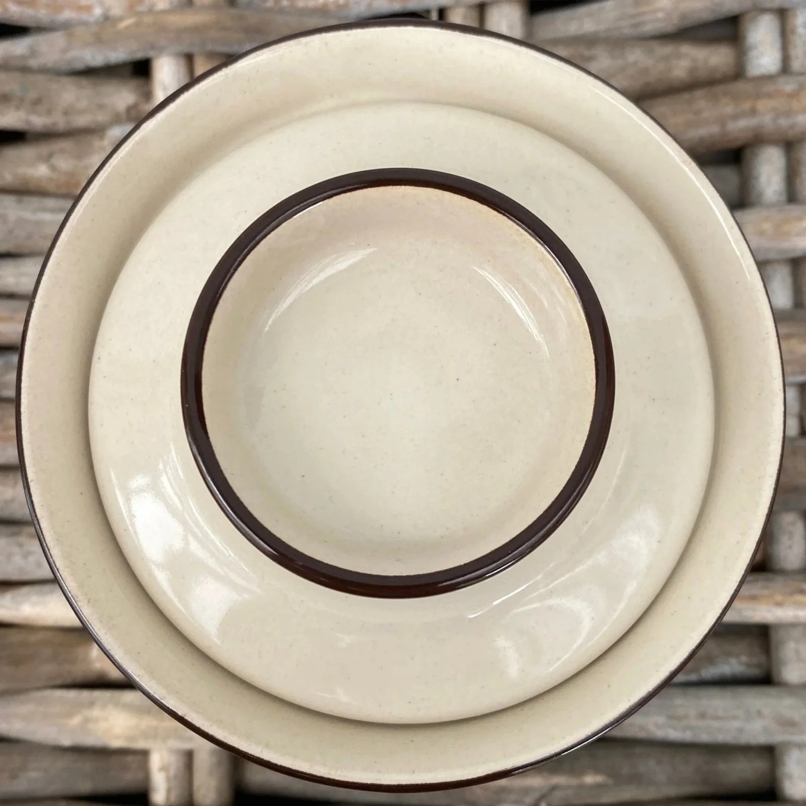 Overhead view of bowl and lid stacked together
