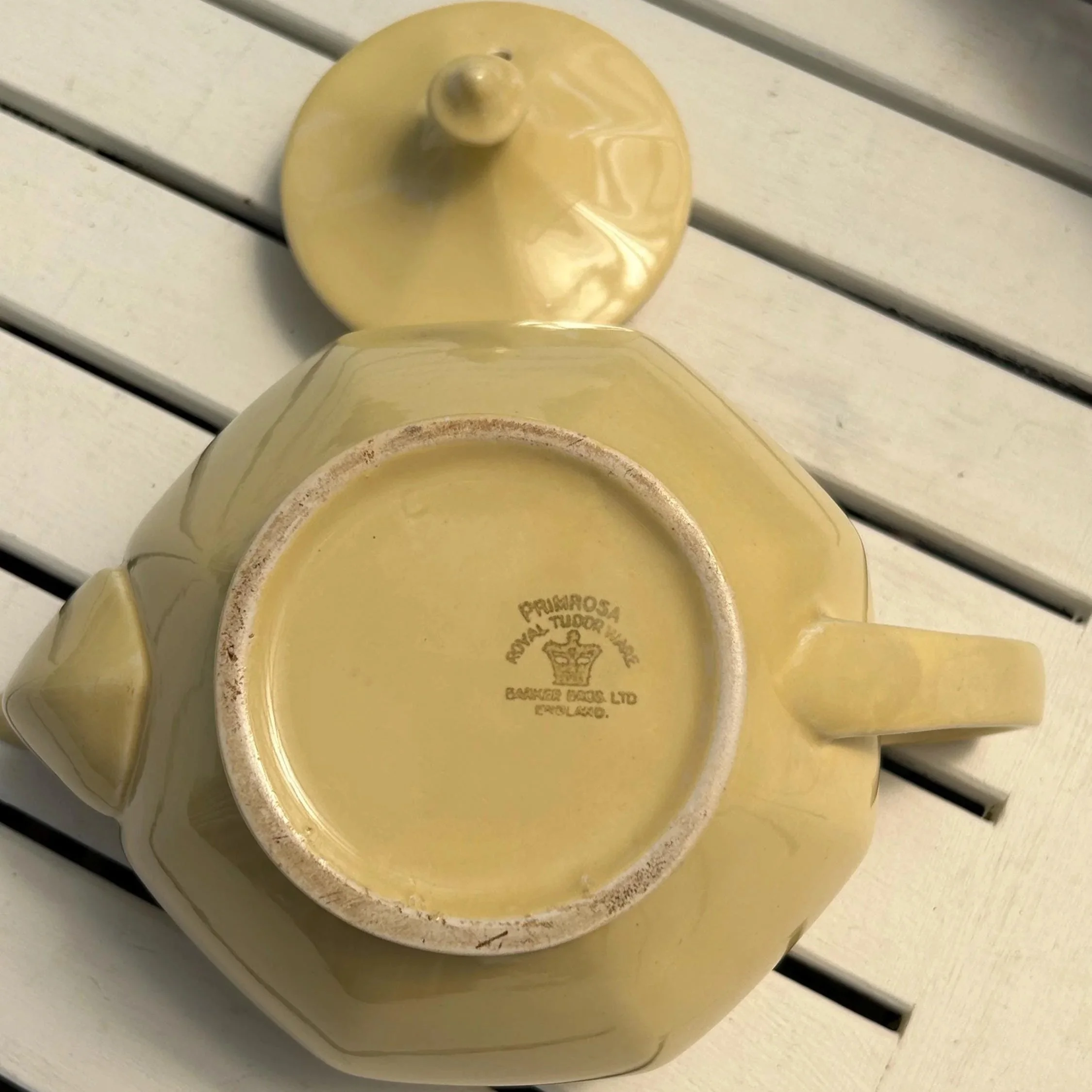 Base view showing embossed Barker Brothers Royal Tudor Ware mark