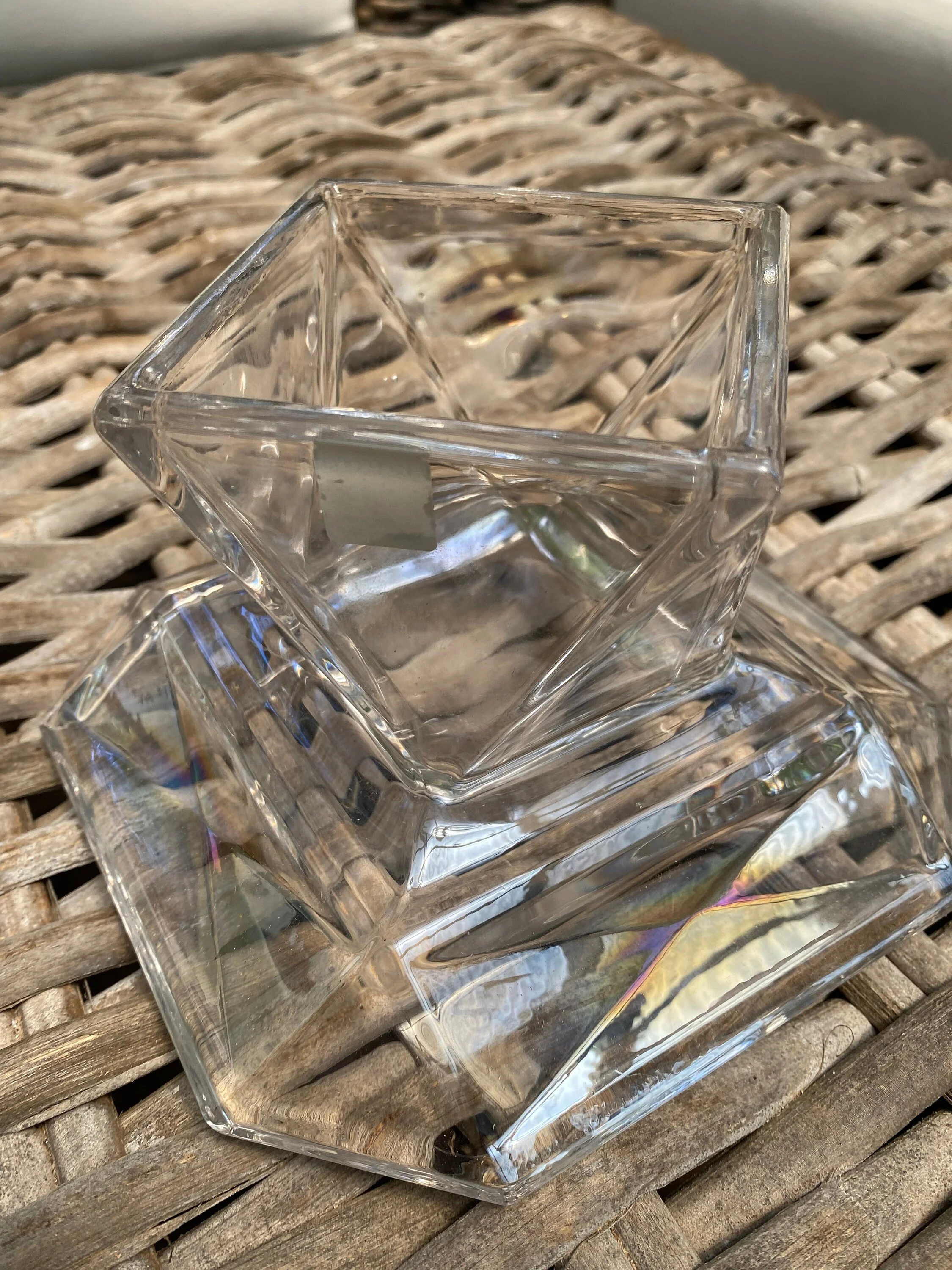 Angled side view highlighting thickness and optical rainbow effects in the glass