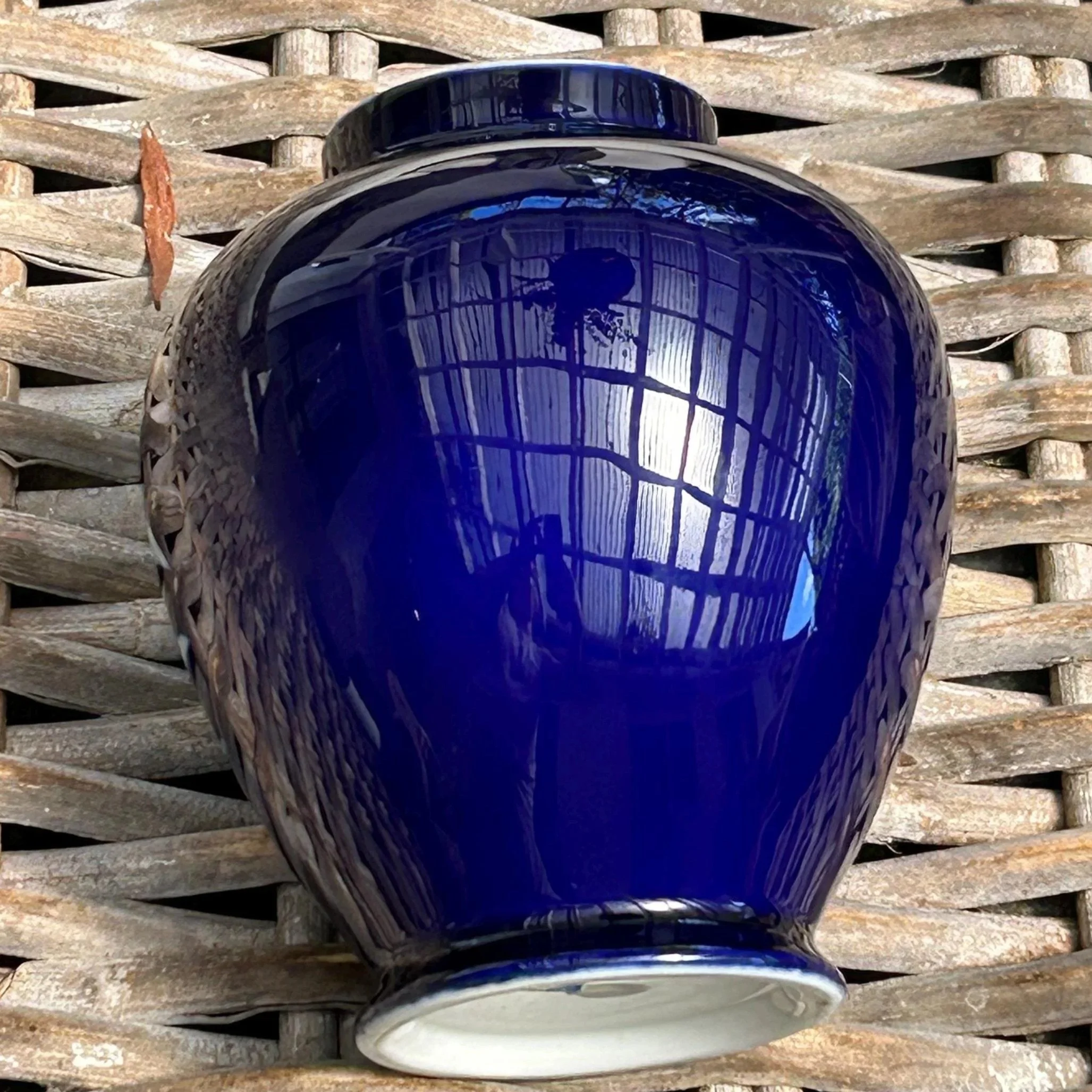 Alternate angle showing vase shape and floral curve