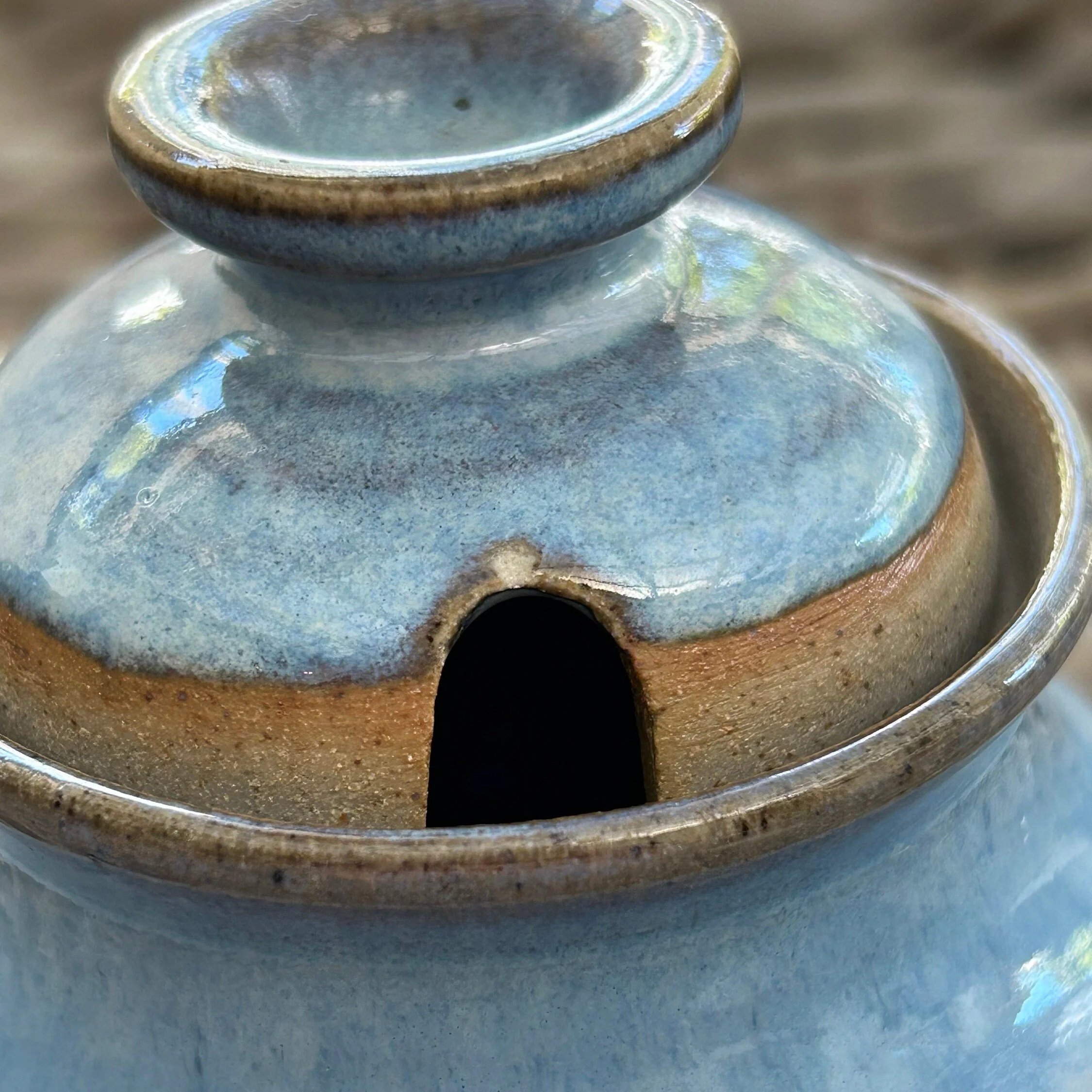 Close-up of spoon notch with visible small chip