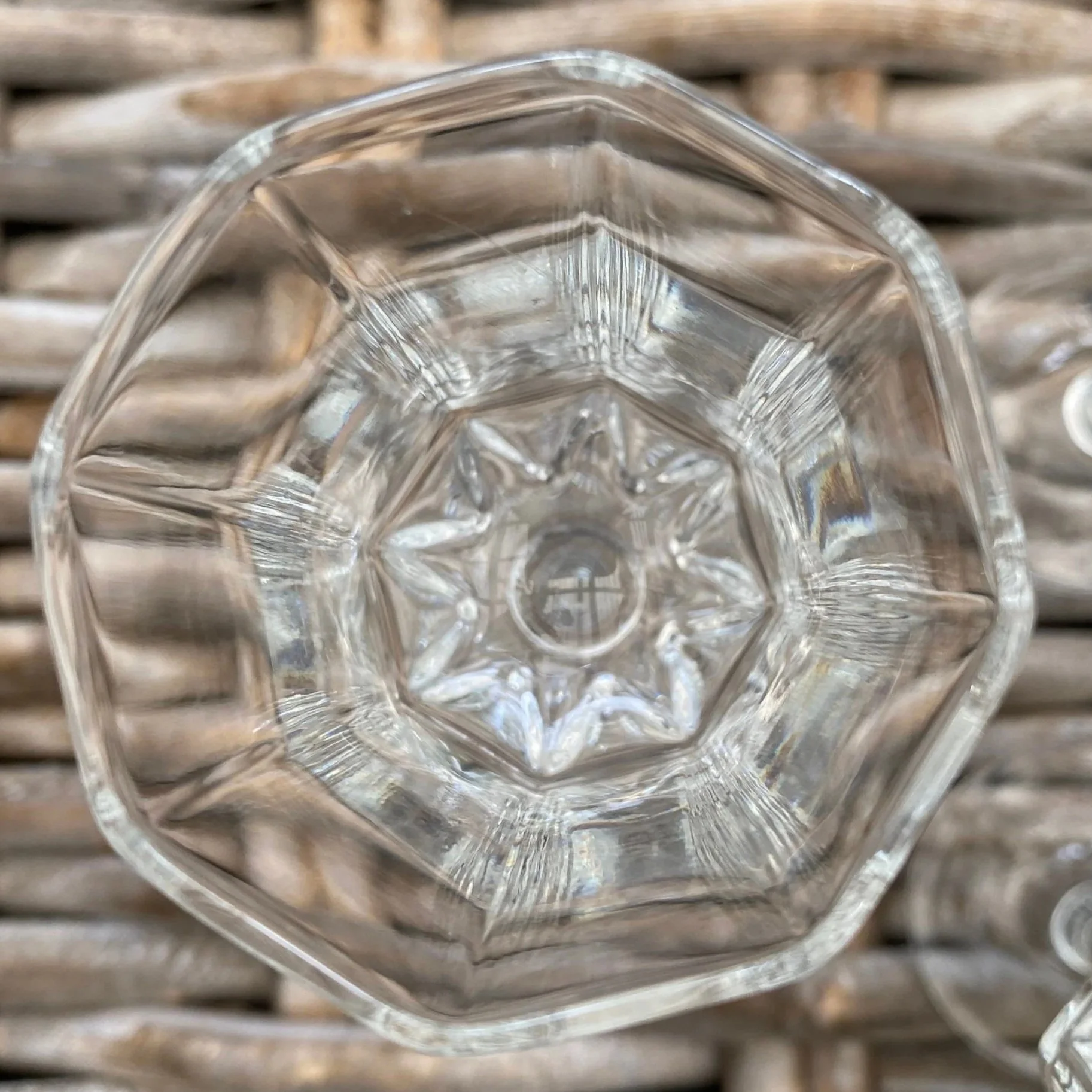 Top-down view of octagonal bowl – starburst base design