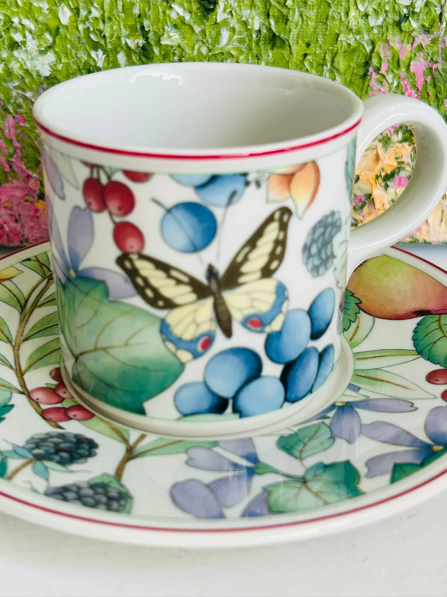 villeroy-boch-catalina-cup-saucer--cup-on-saucer-side-view.jpg