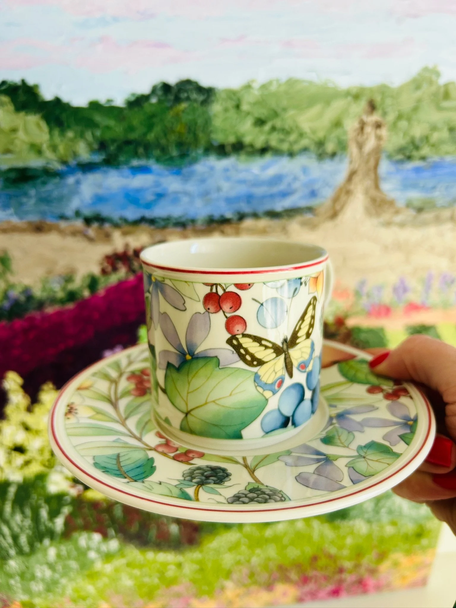 villeroy-boch-catalina-cup-saucer--cup-overhead-view.jpg