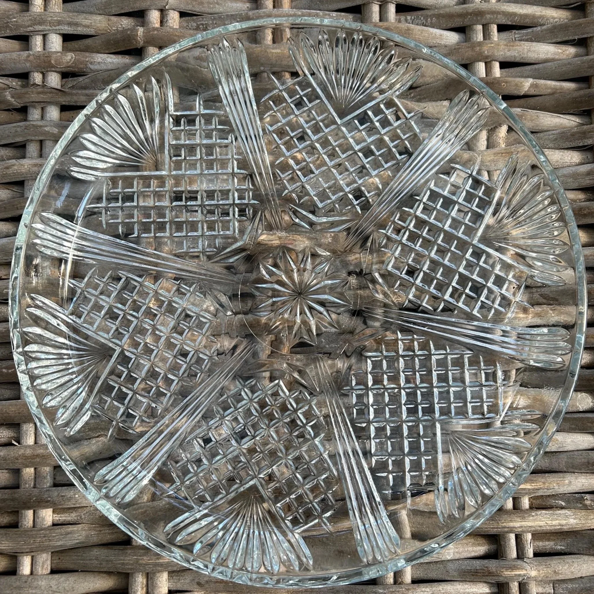 Overhead view of platter showing geometric lattice design.