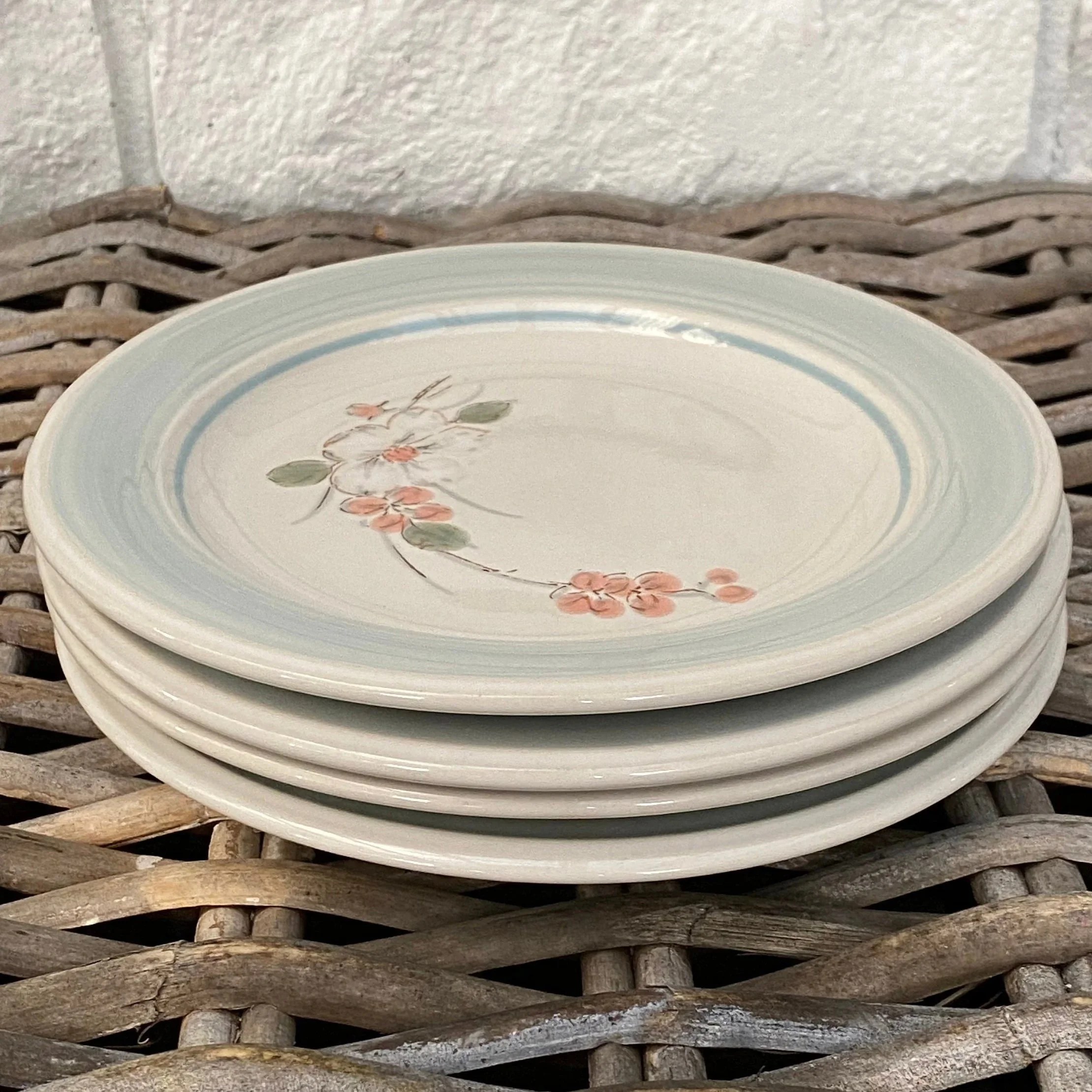 Stacked side view of the 4 plates