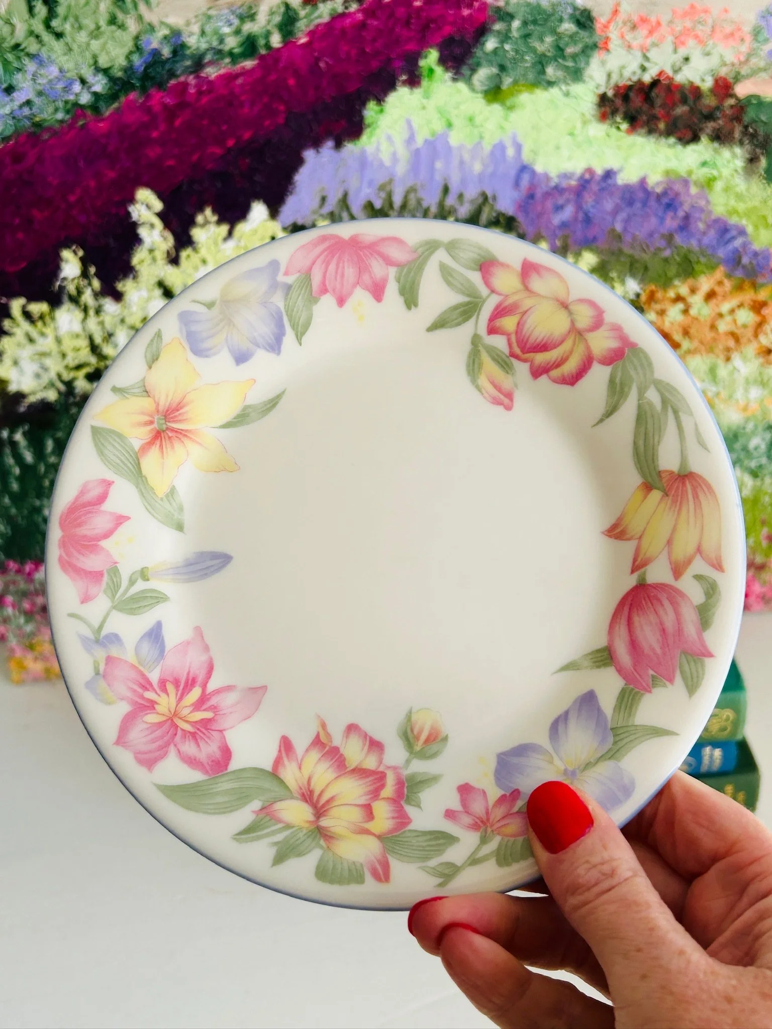 royal-doulton-blooms-side--side-plate-view-c.jpg