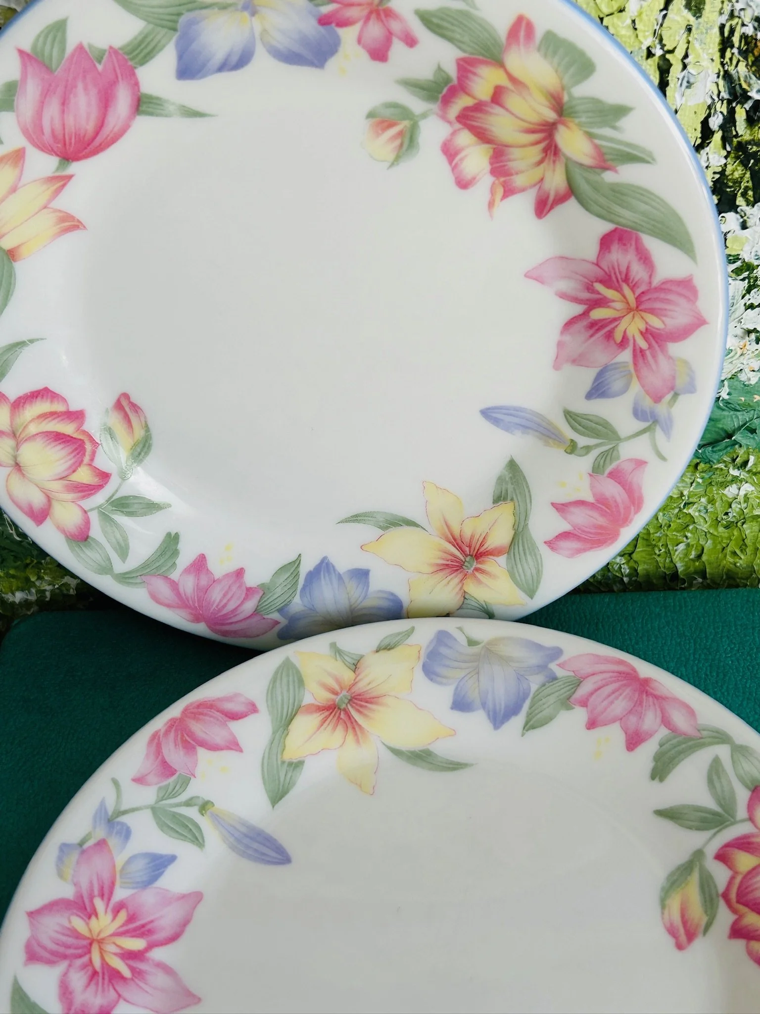 royal-doulton-blooms-side--side-plate-view-e.jpg