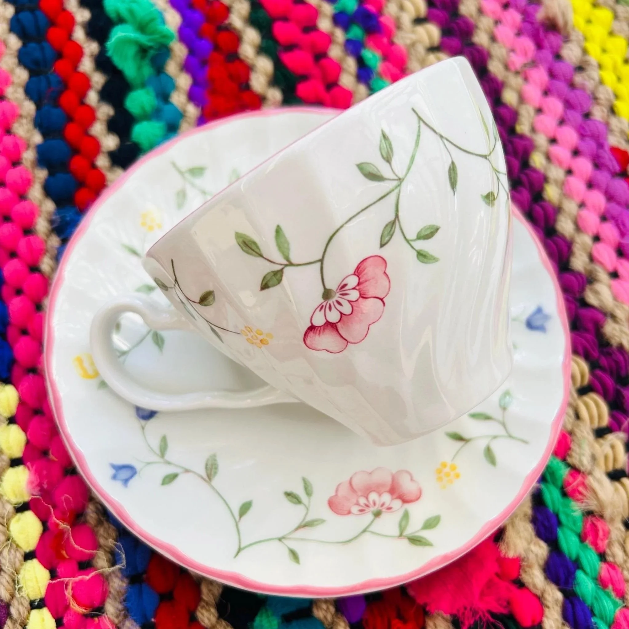 Two duos stacked together, showing full design on both pieces