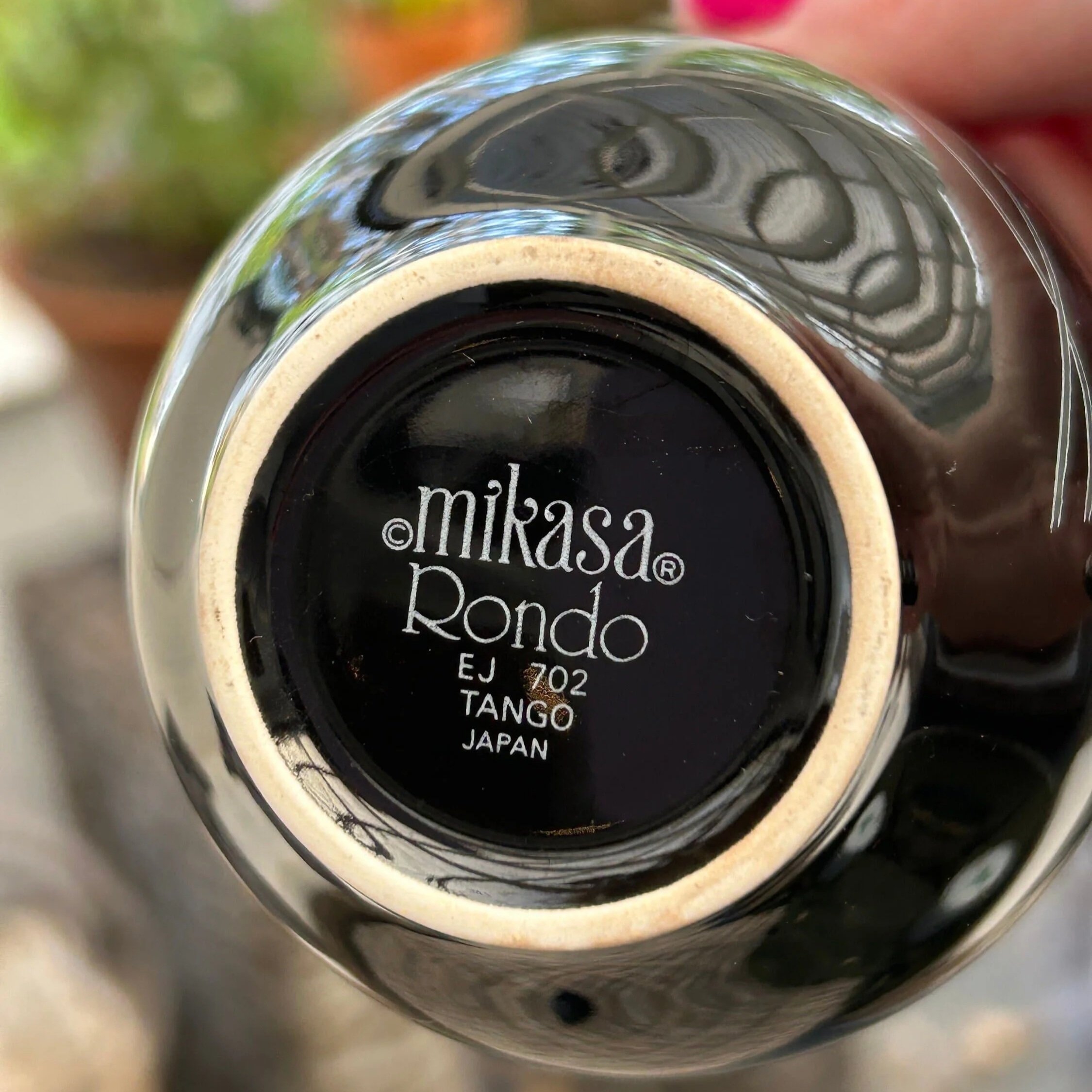 Underside of mug showing Mikasa Rondo EJ 702 Tango Japan stamp