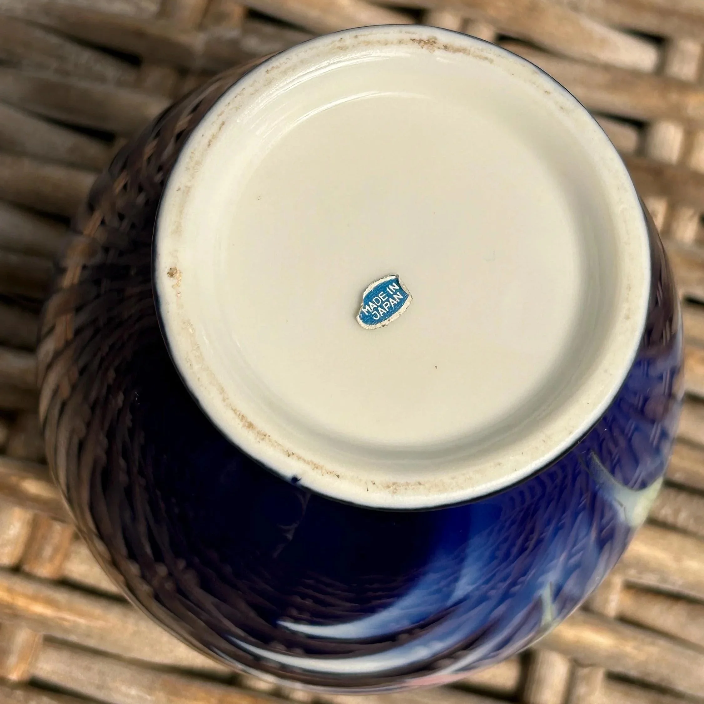Underside of vase showing original “Made in Japan” sticker