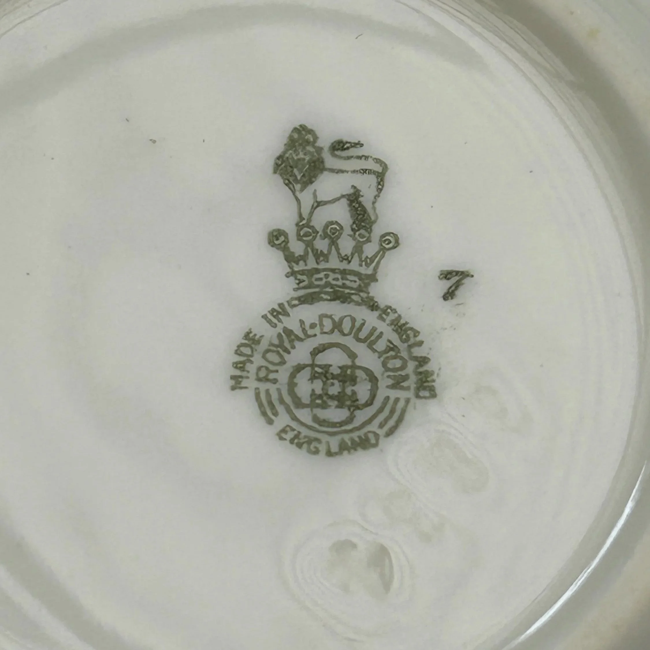 Underside of dish showing hallmark backstamp with Royal Doulton lion and crown