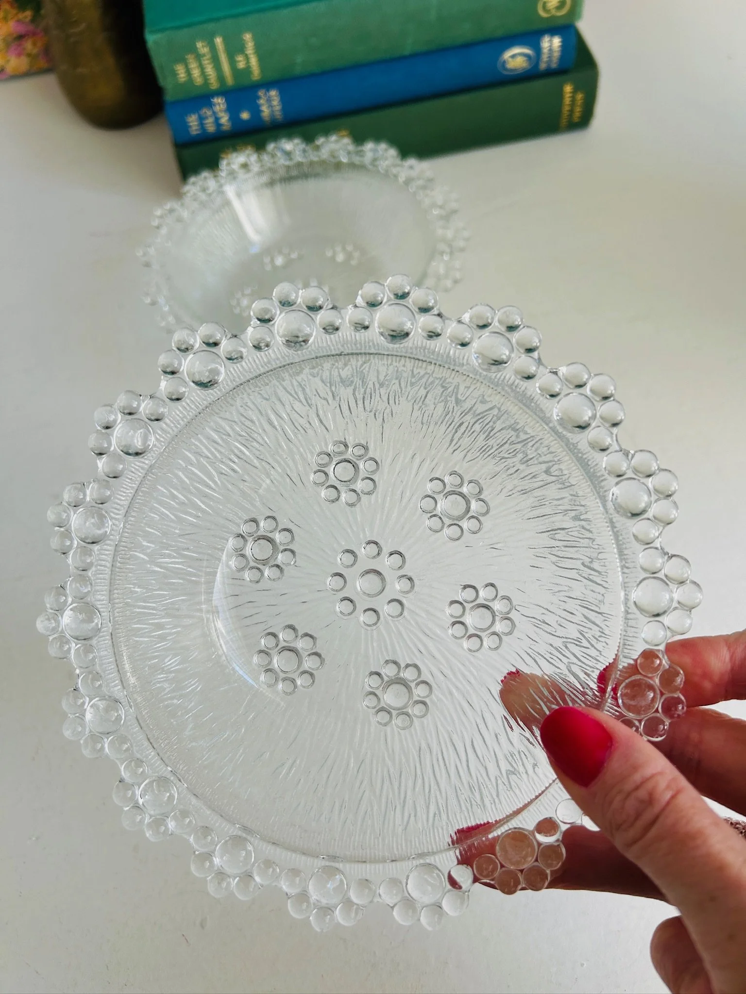 vintage-glass-dish-bubble-dot-rim--rim-edge-detail.jpg