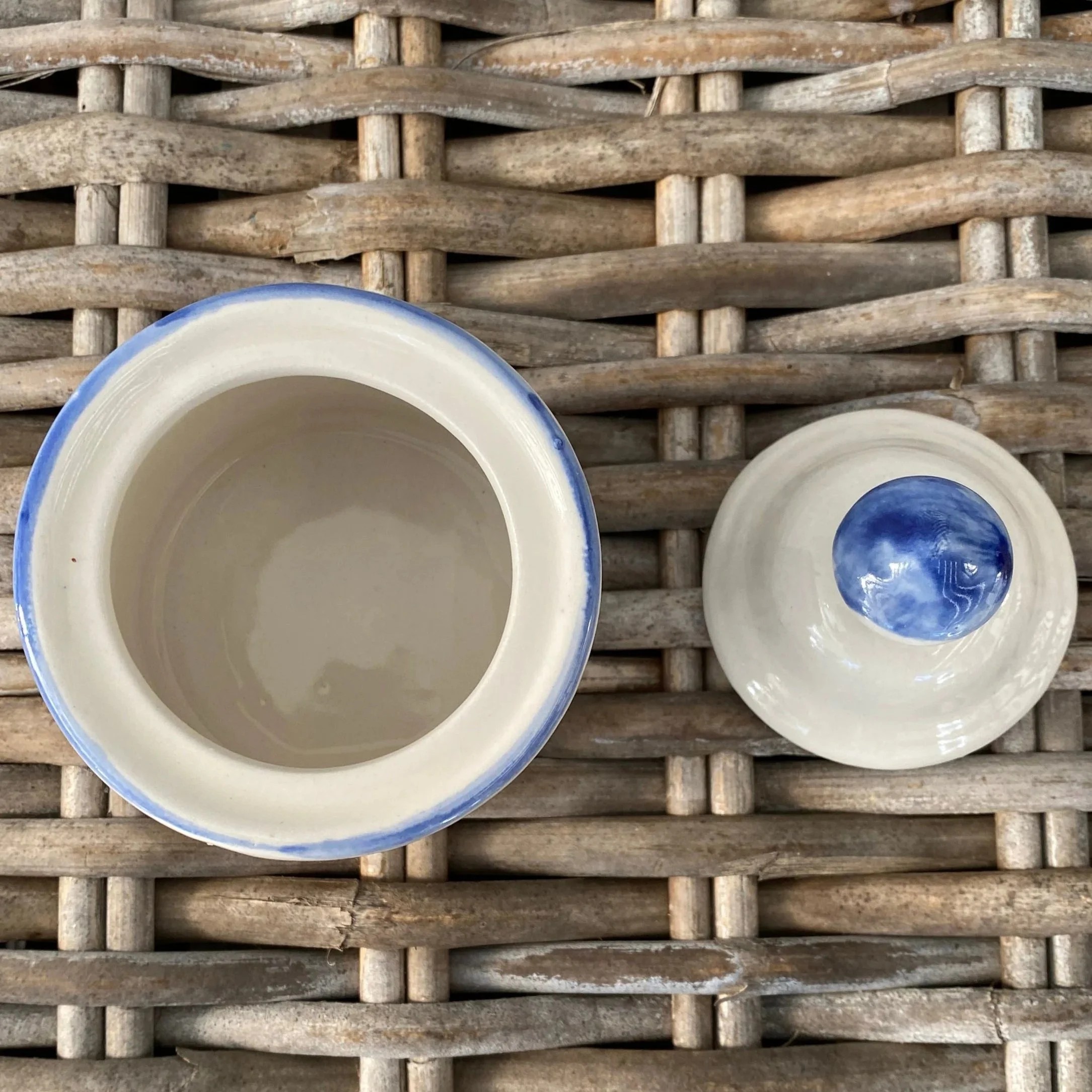 Overhead view showing clean interiors and lid fit